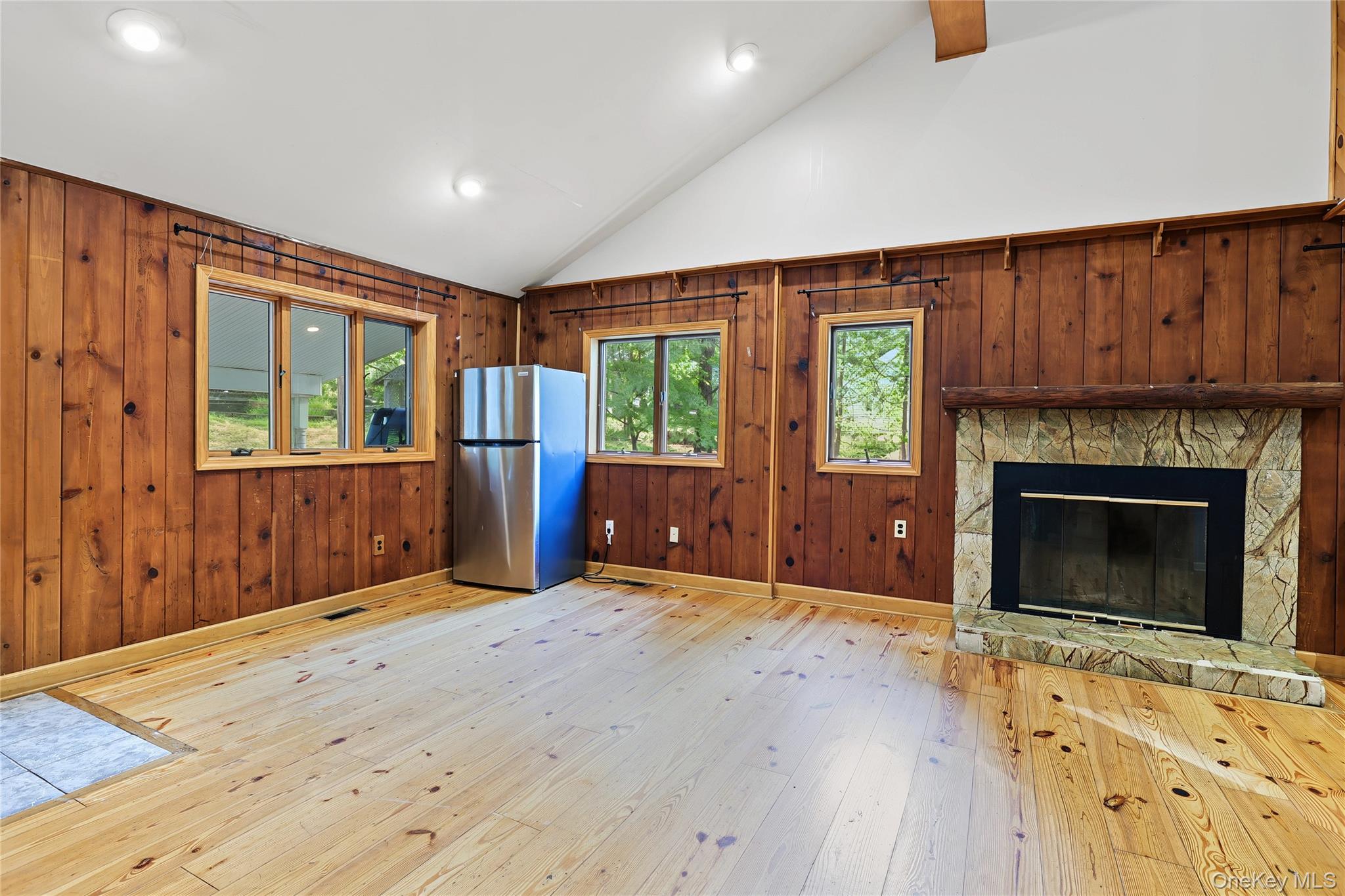 19 Farview Terrace – For Sale photo 6