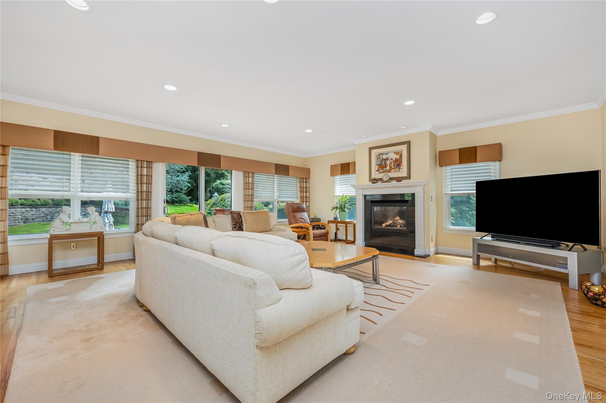 230 Woodbine Avenue – For Sale photo 15