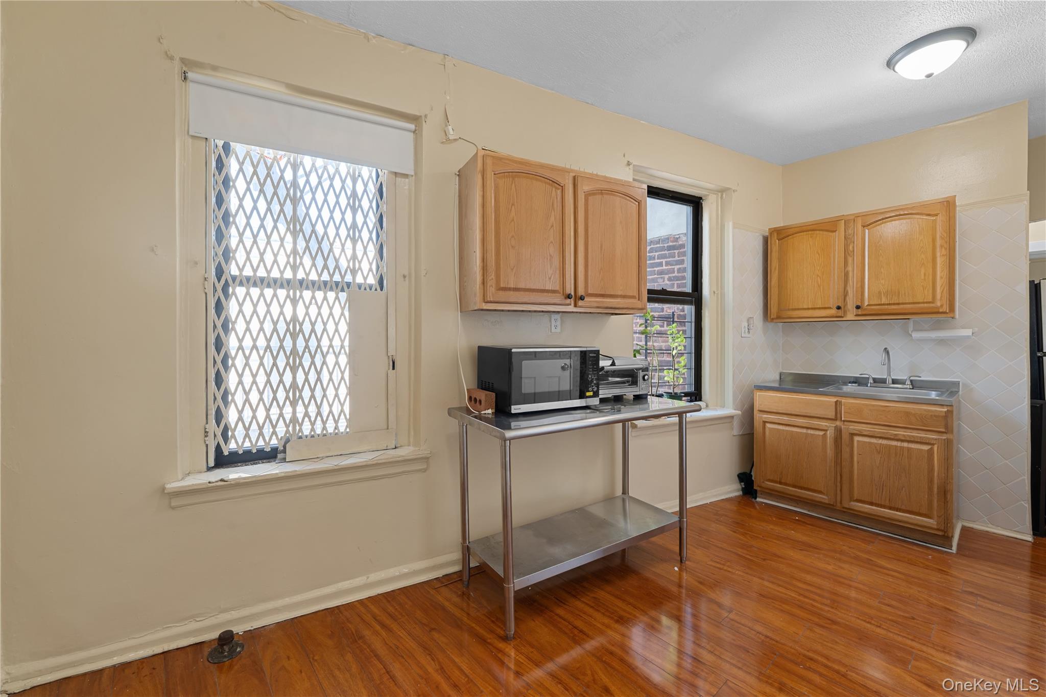 941 Jerome Avenue, Unit 11G photo 10