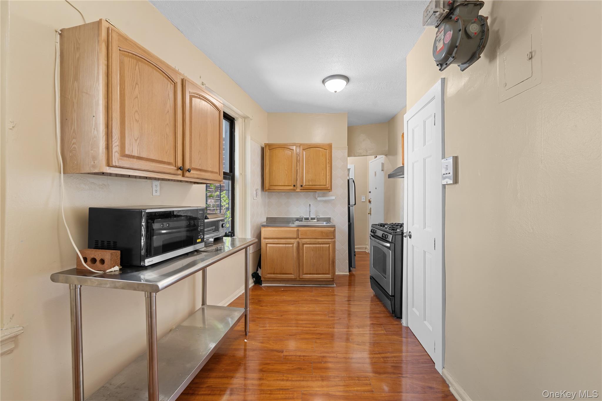 941 Jerome Avenue, Unit 11G photo 9