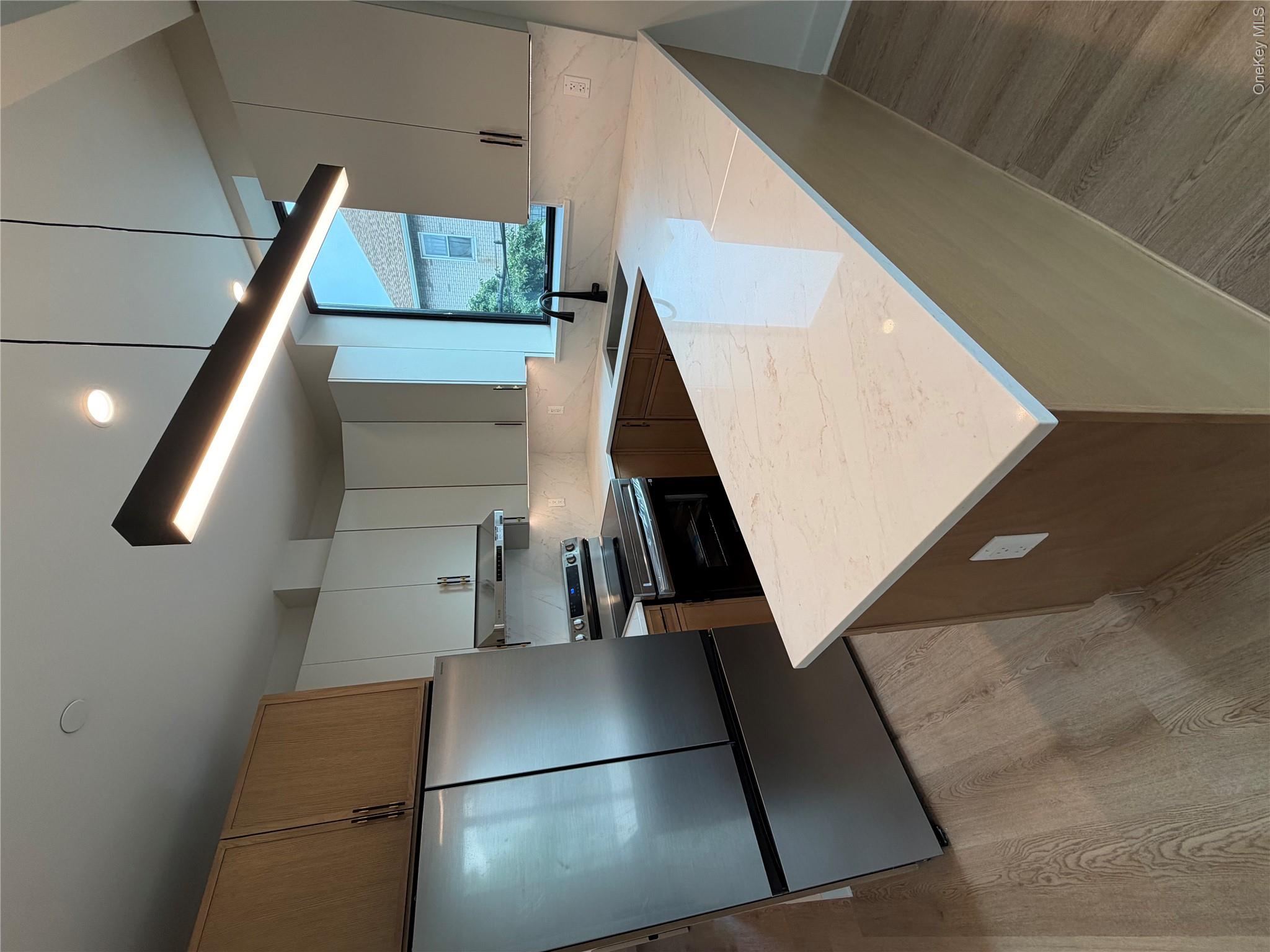 8322 24th Avenue, Unit 2A photo 7