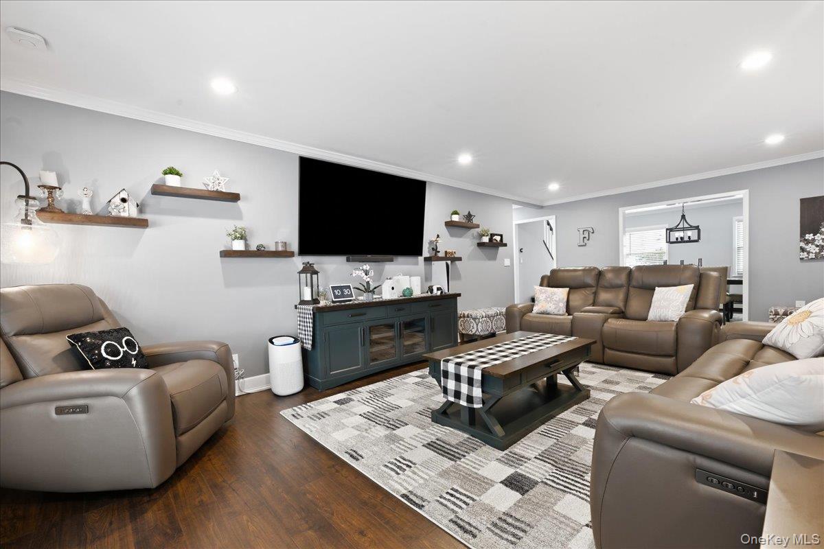 23 Needle Lane – For Sale photo 15
