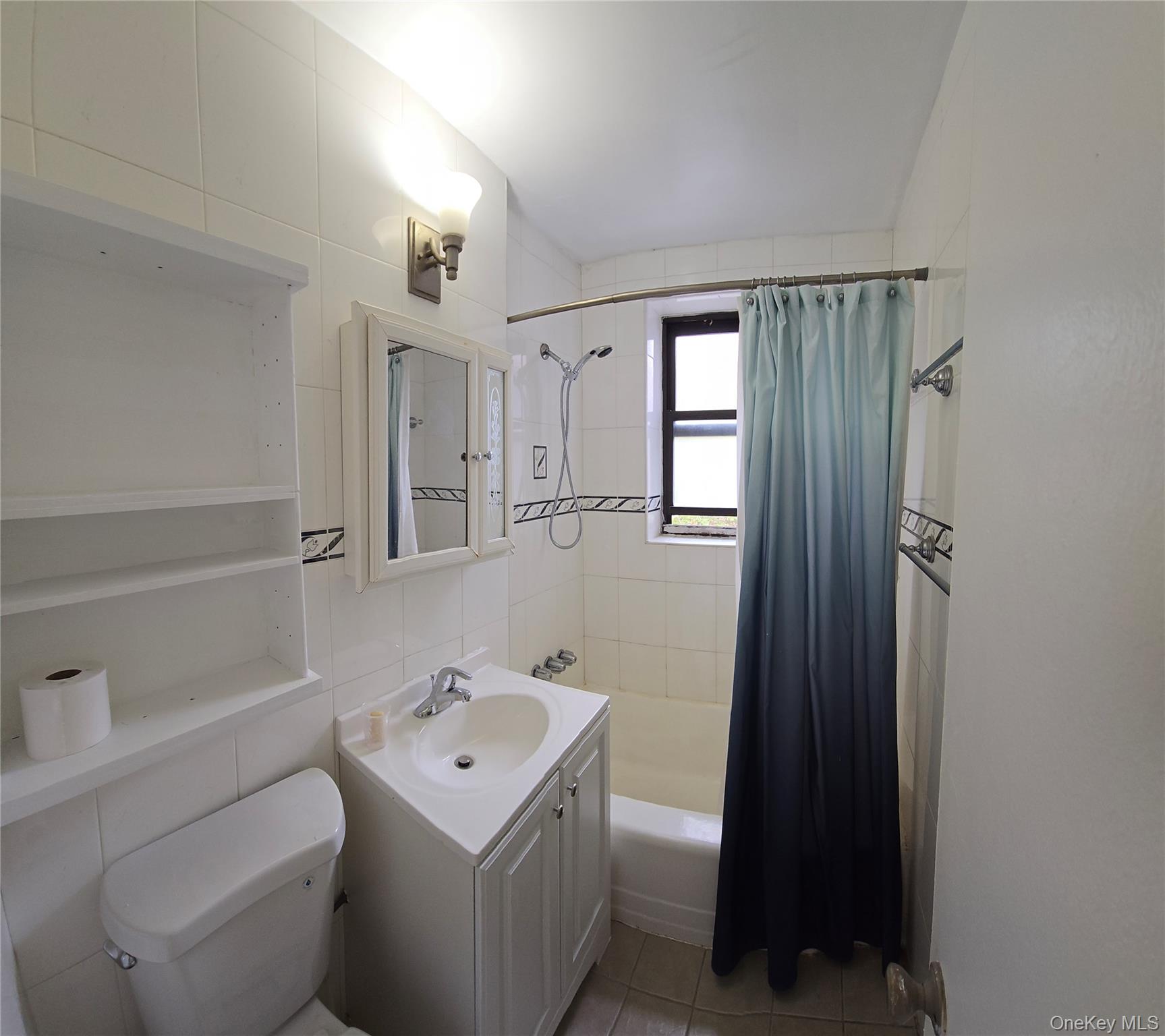 141-60 84th Road, Unit 4H photo 13