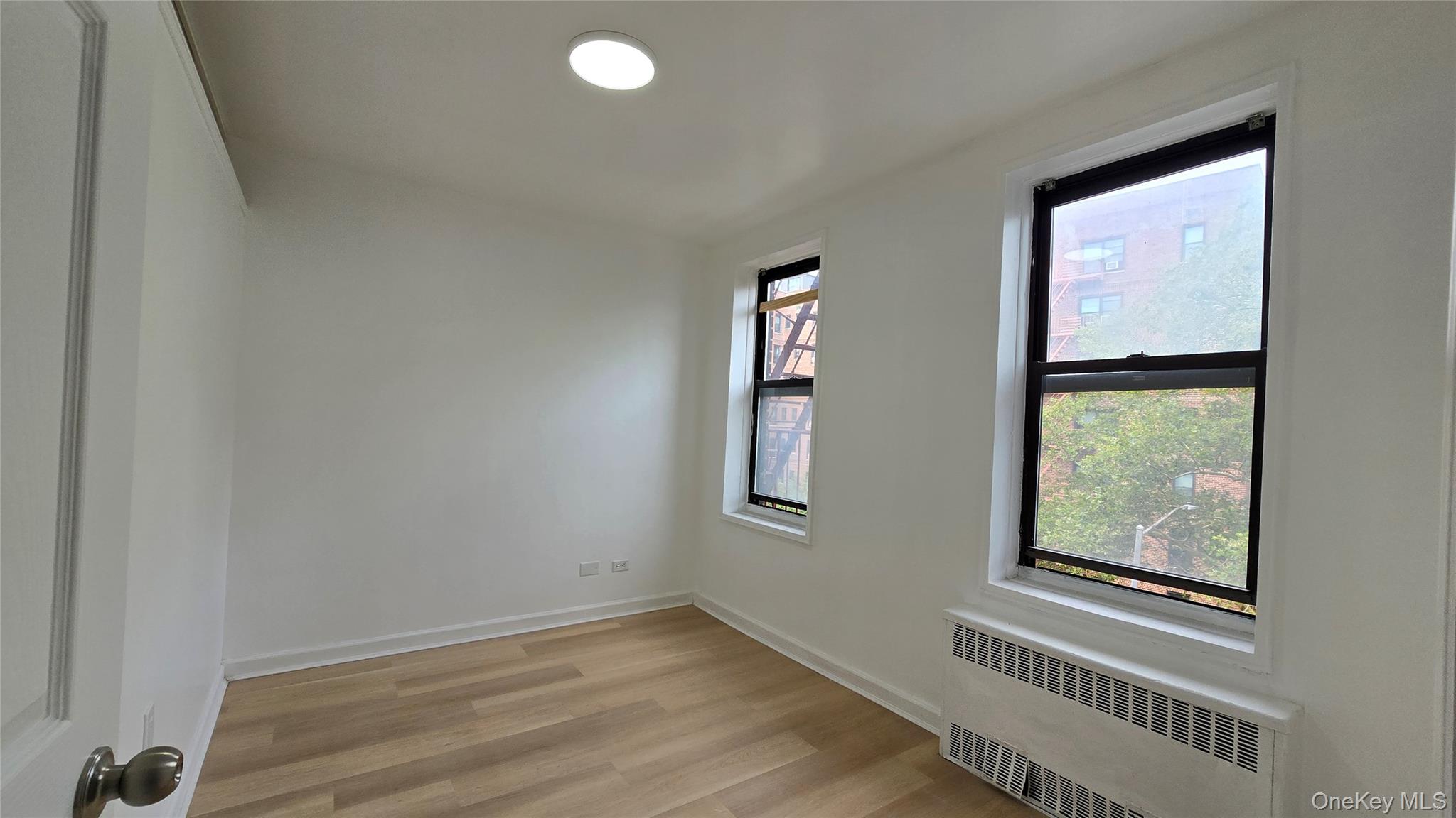 141-60 84th Road, Unit 4H photo 9