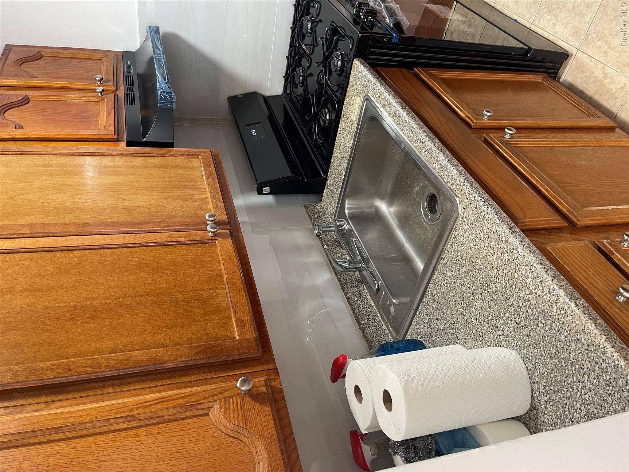 170-06 88th Avenue, Unit 2D photo 12