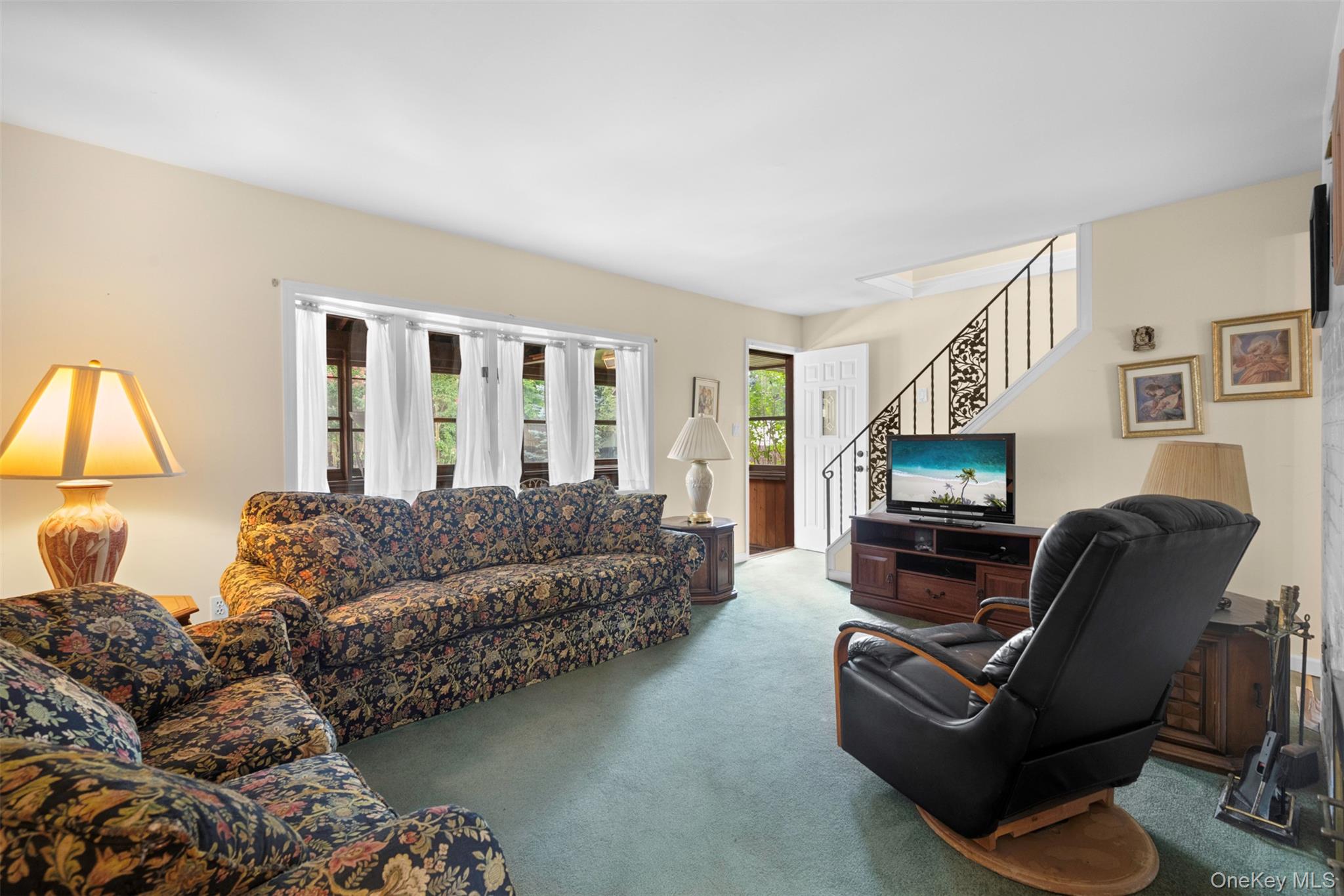 77 Pilgrim Lane – For Sale photo 12