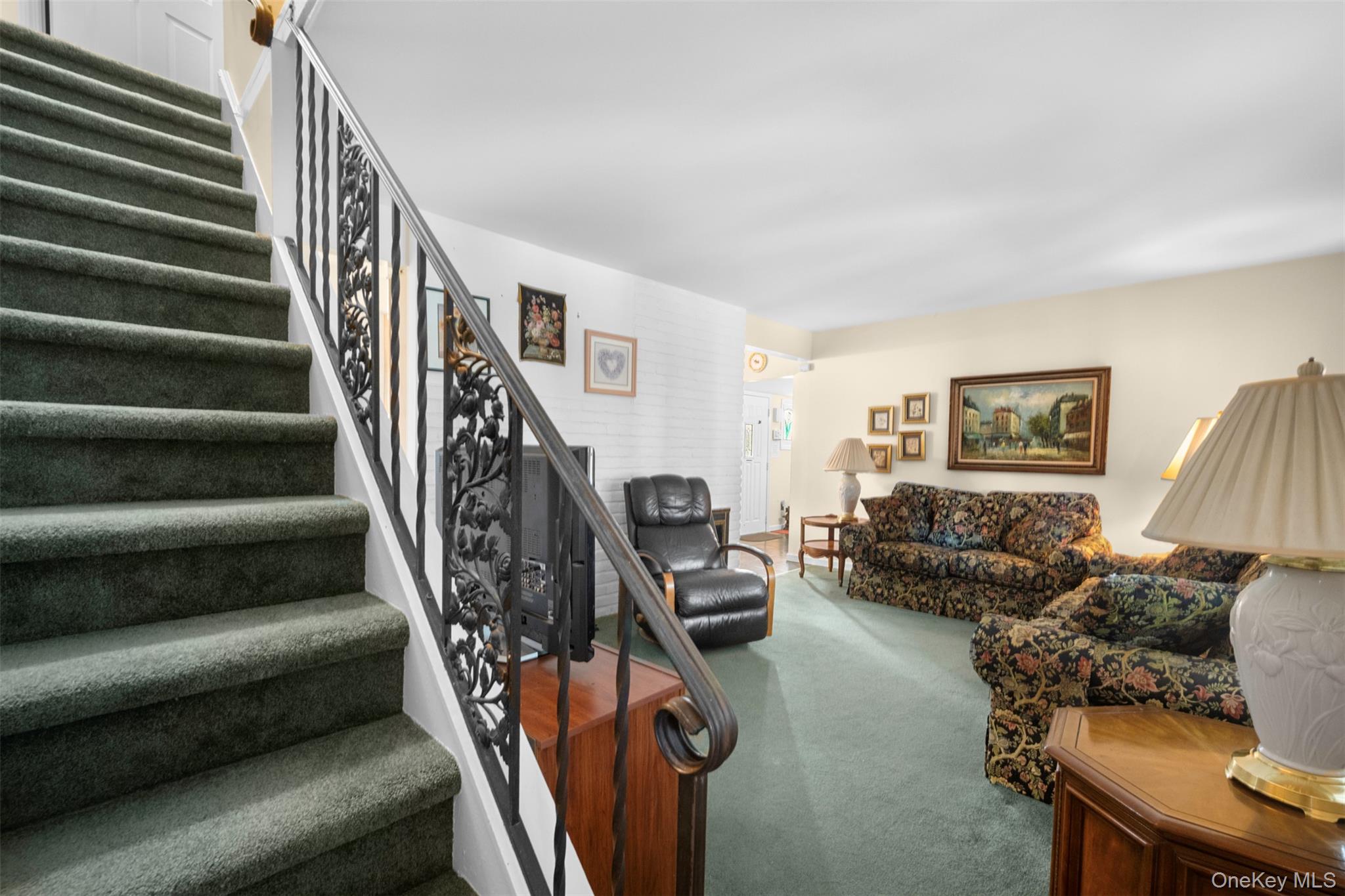 77 Pilgrim Lane – For Sale photo 15