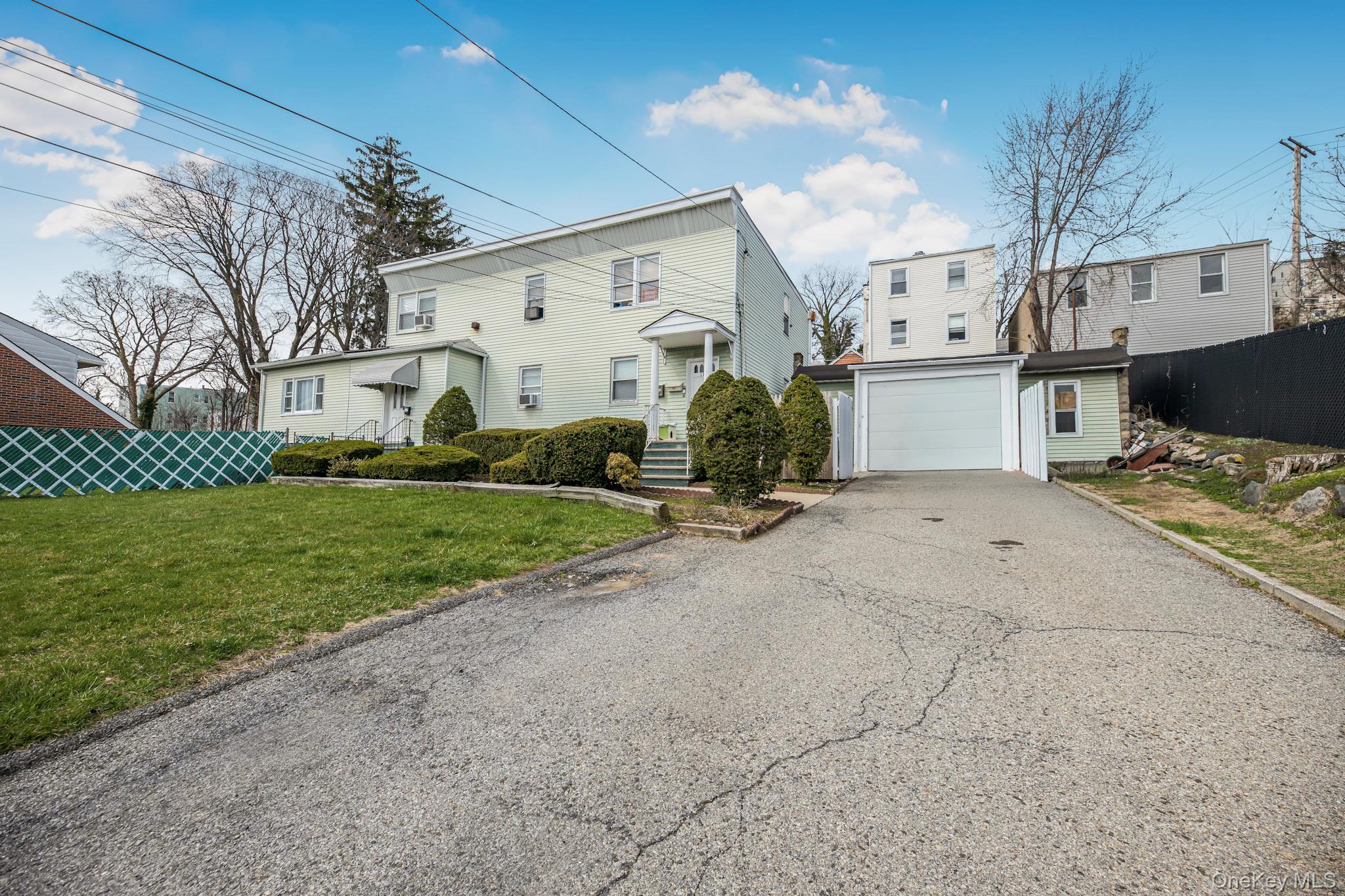 125 aka 127 Woodland Avenue – For Sale photo 2