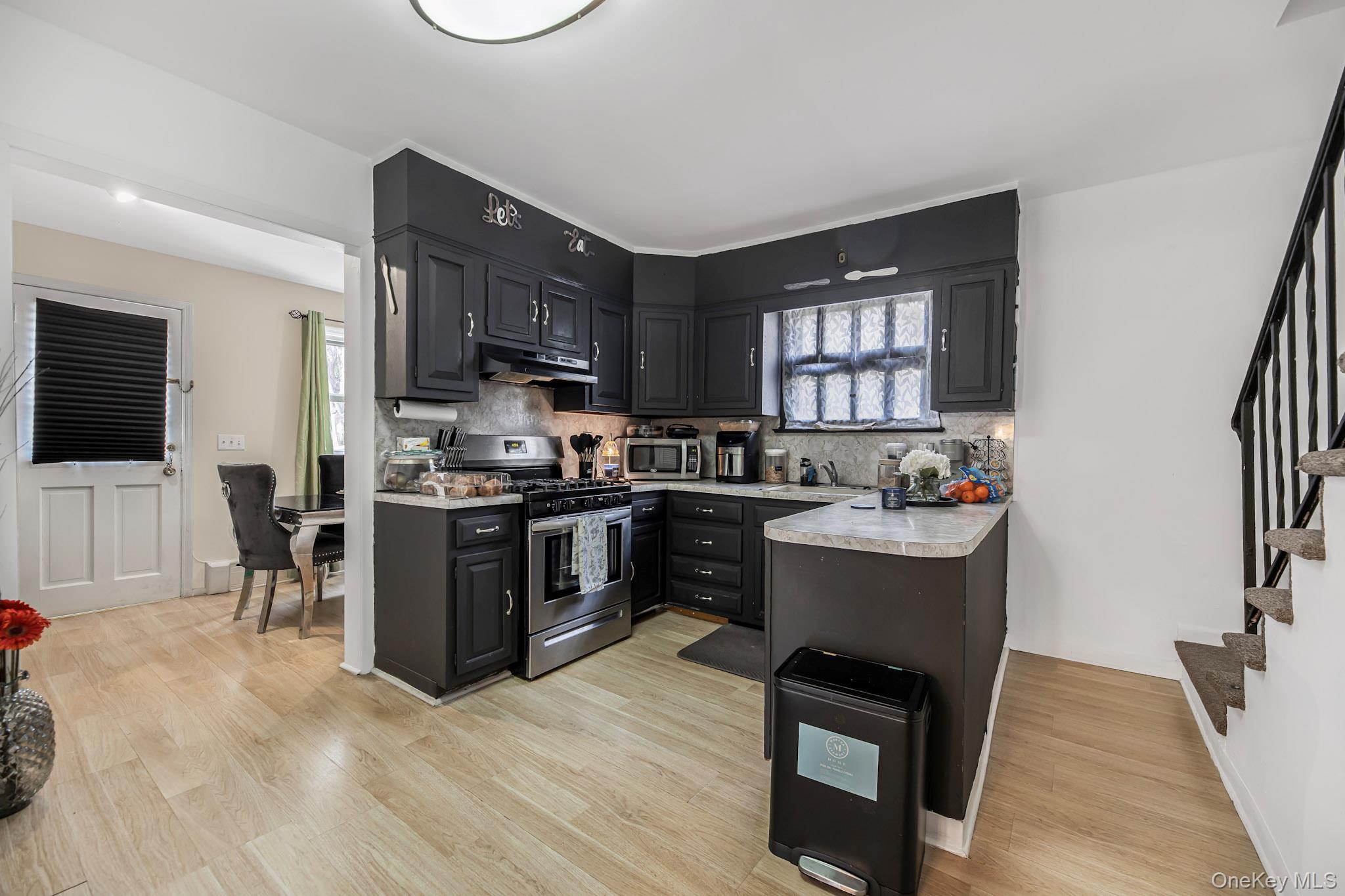 125 aka 127 Woodland Avenue – For Sale photo 10