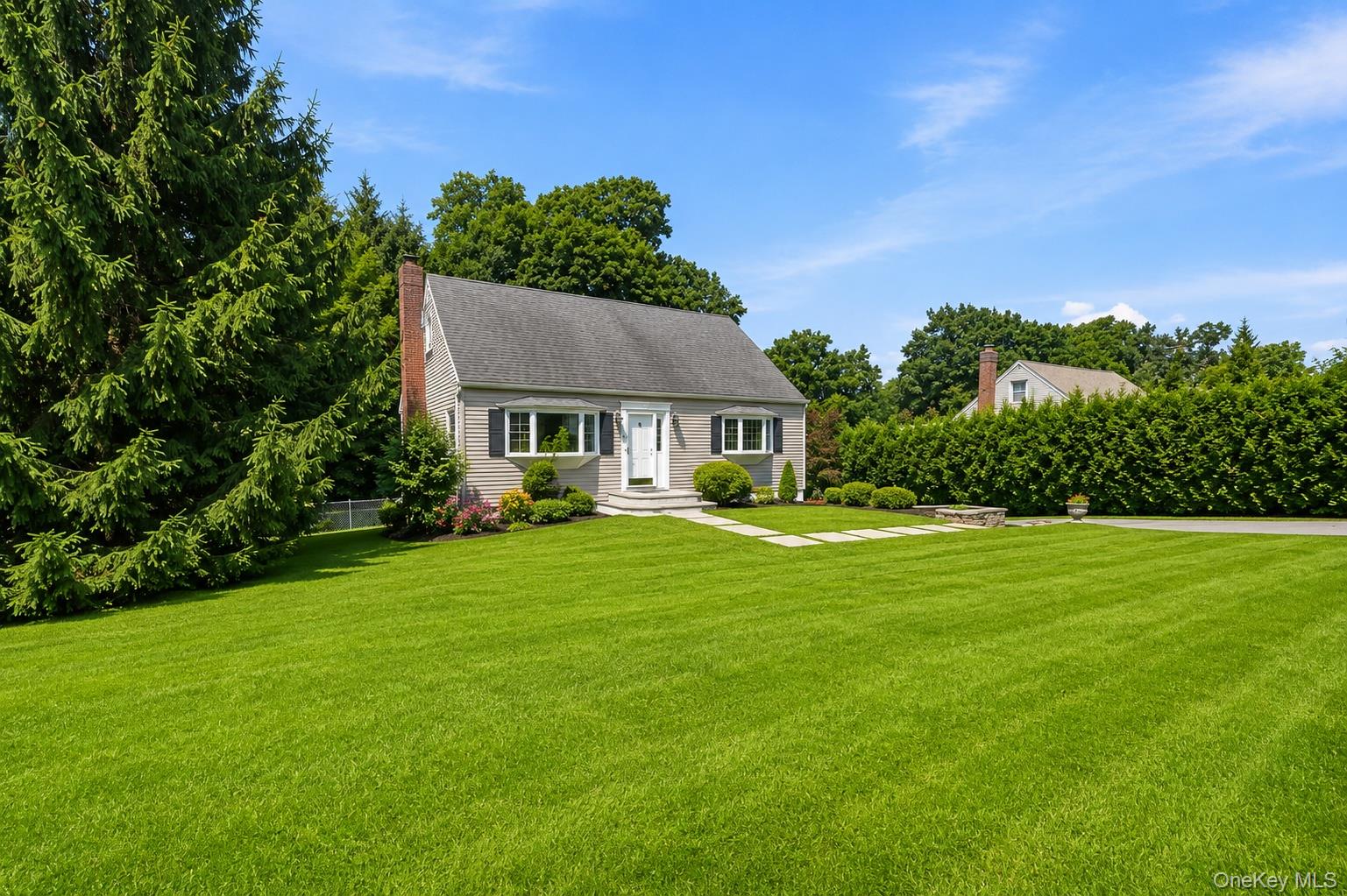 2723 Windmill Drive – For Sale photo 2