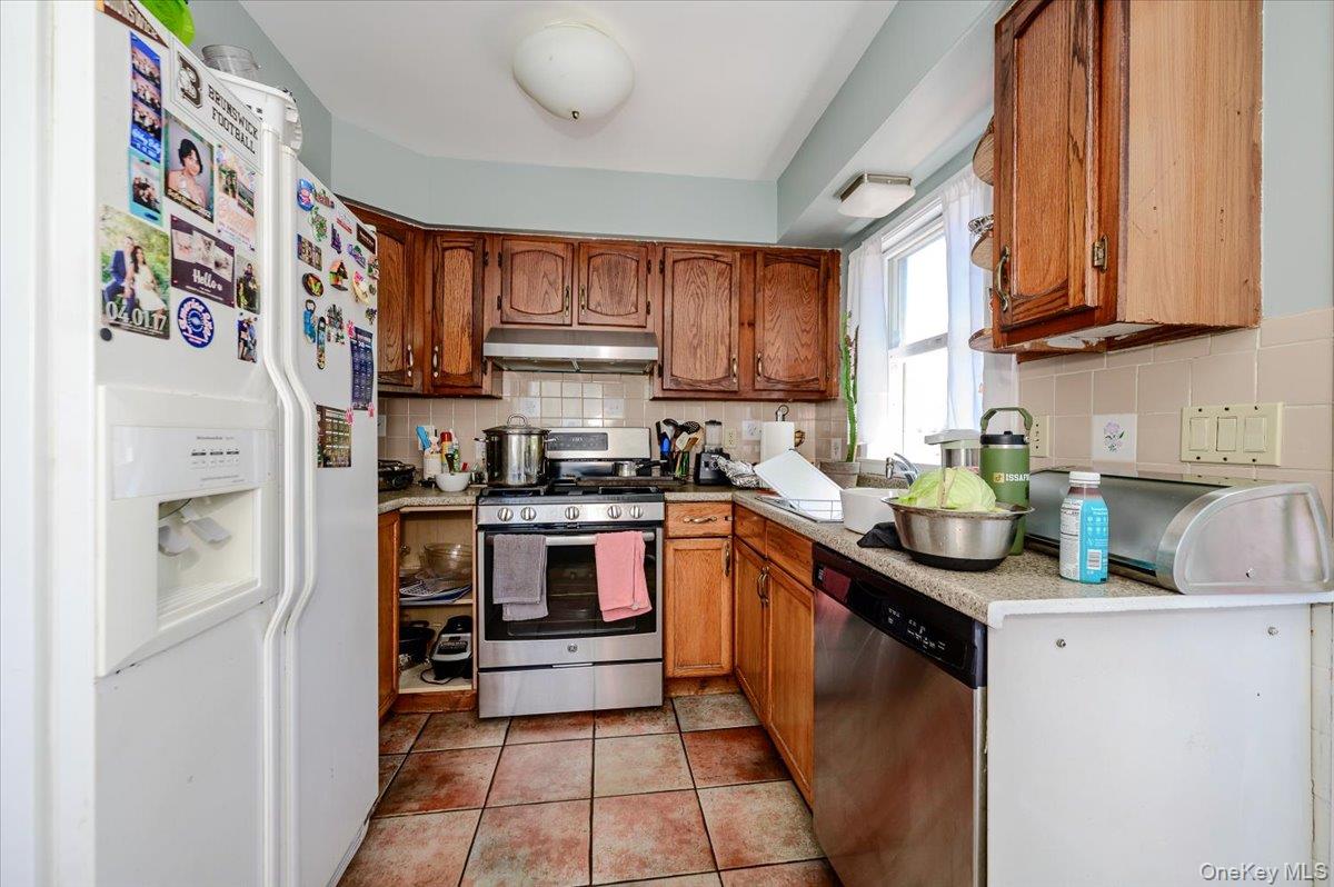 6 Angelo Place – For Sale photo 5