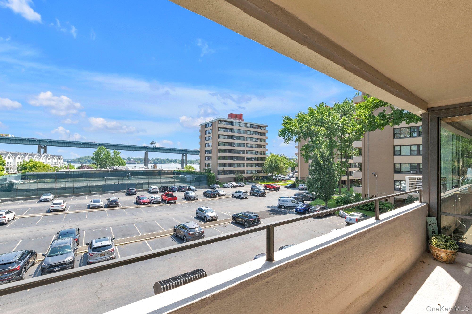 9-15 166 Street, Unit 3A photo 16