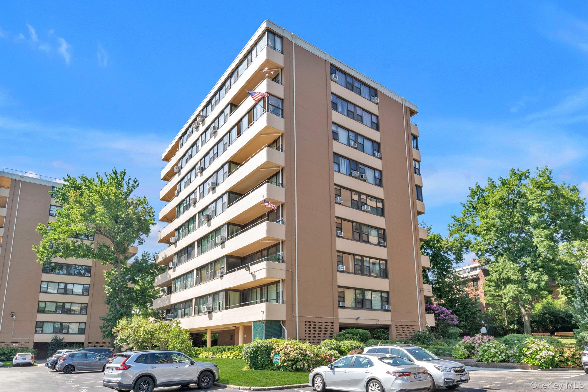 9-15 166 Street, Unit 3A photo 17