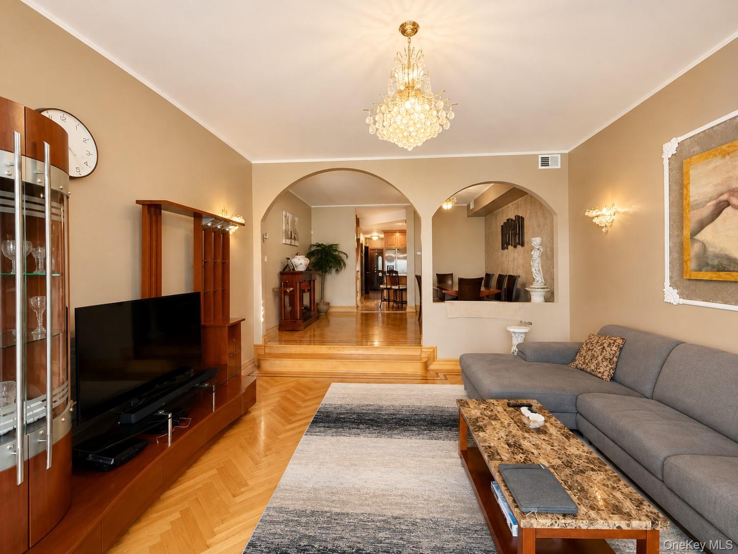 822 Dean Avenue – For Sale photo 8