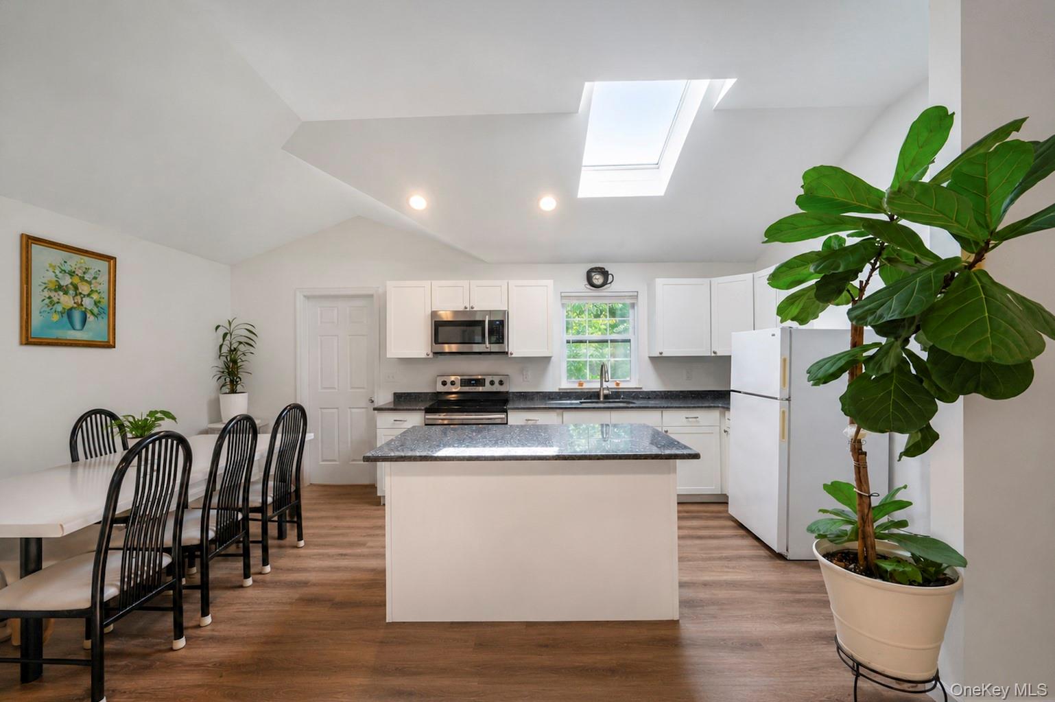 899 Hawkins Avenue – For Sale photo 12