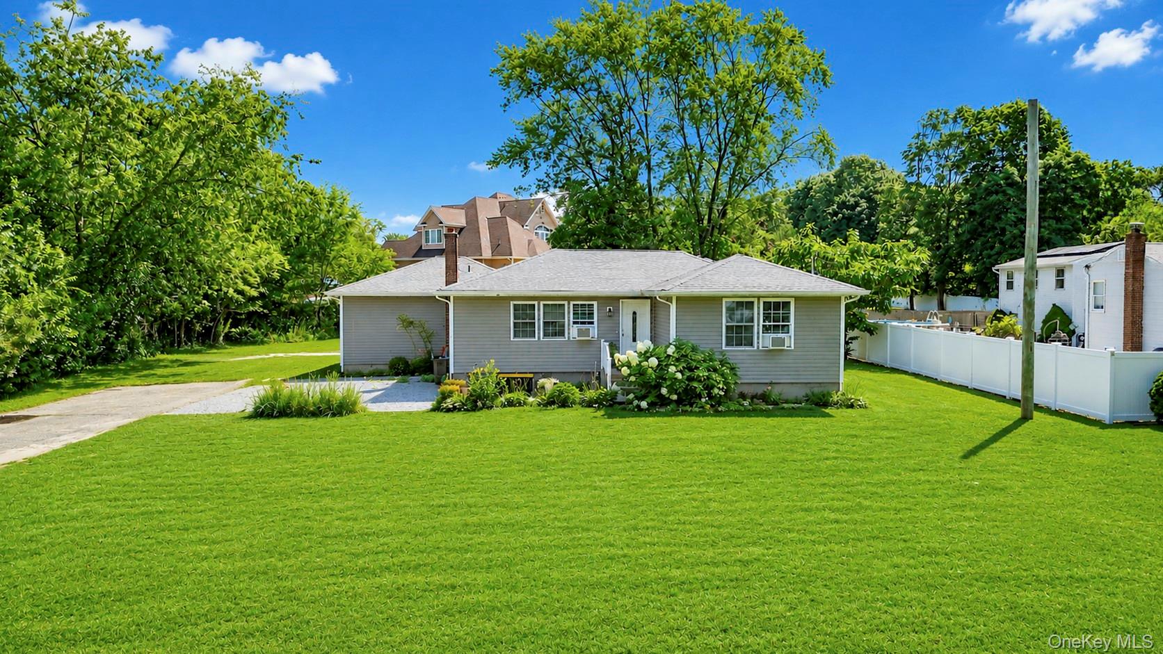 899 Hawkins Avenue – For Sale photo 6