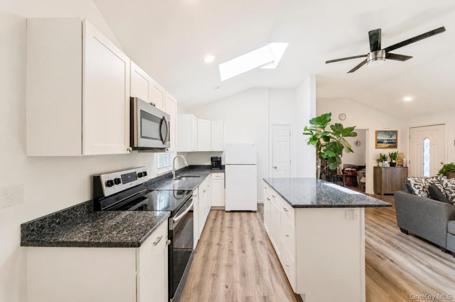 899 Hawkins Avenue – For Sale photo 11