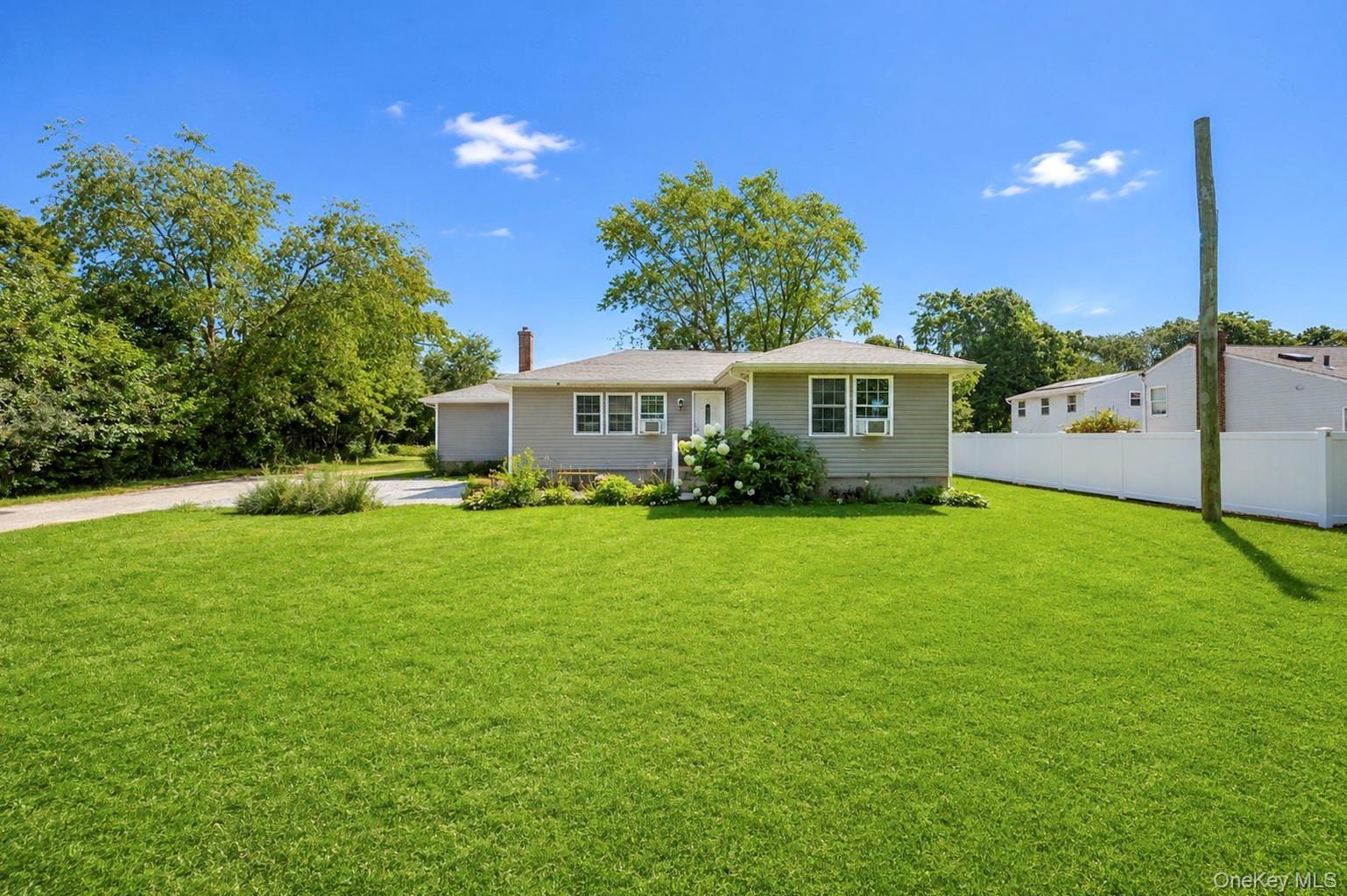 899 Hawkins Avenue – For Sale photo 7