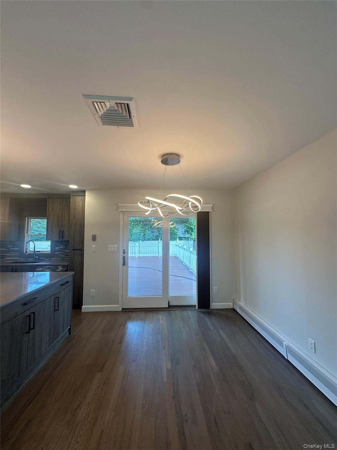 25 Cumberland Road – For Rent photo 4