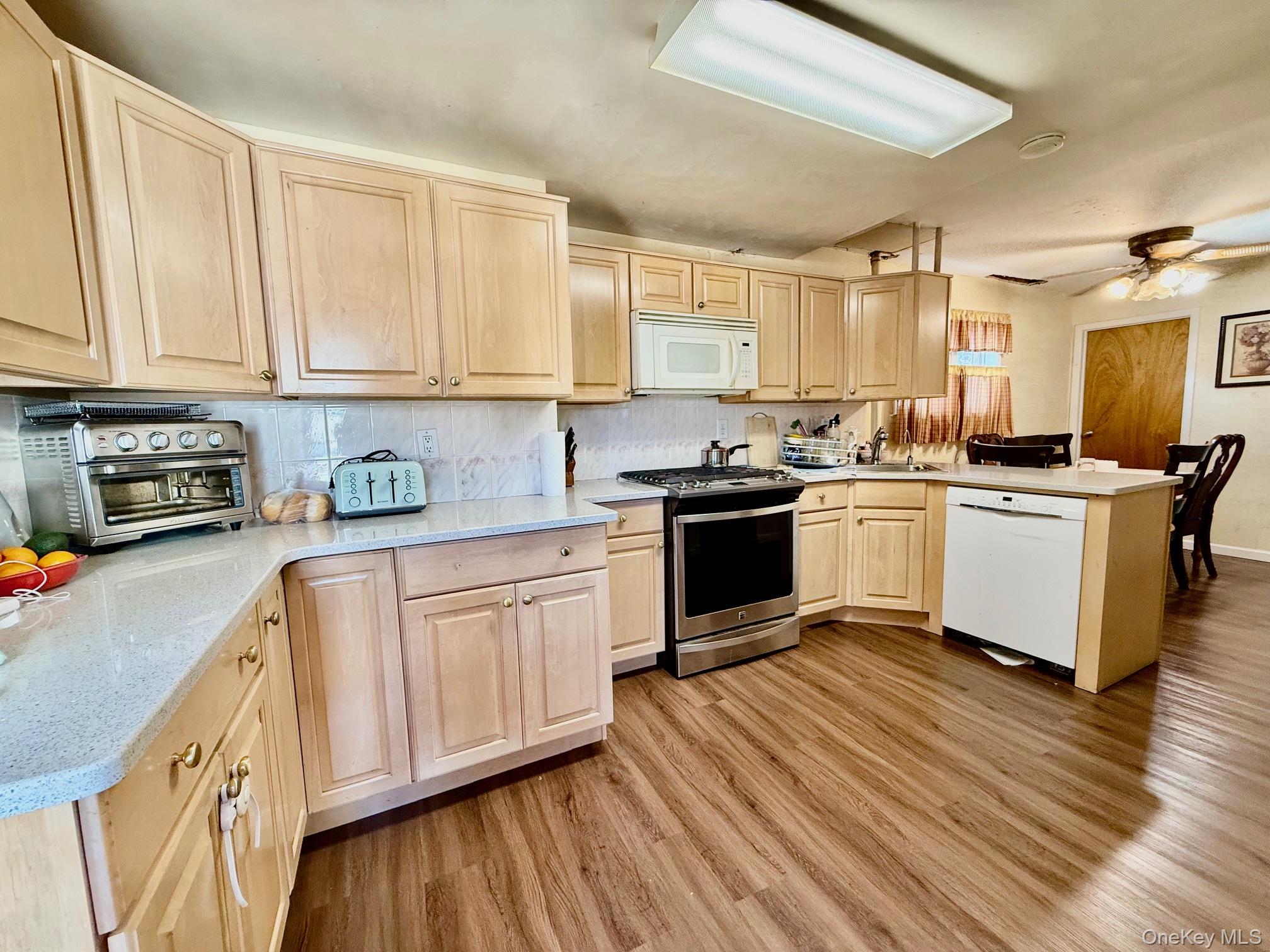 20 W Oxford Street – For Sale photo 13
