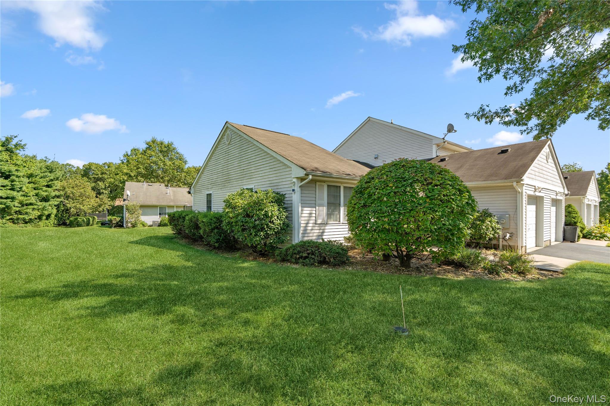 104 Sagaponack Court – For Sale photo 3