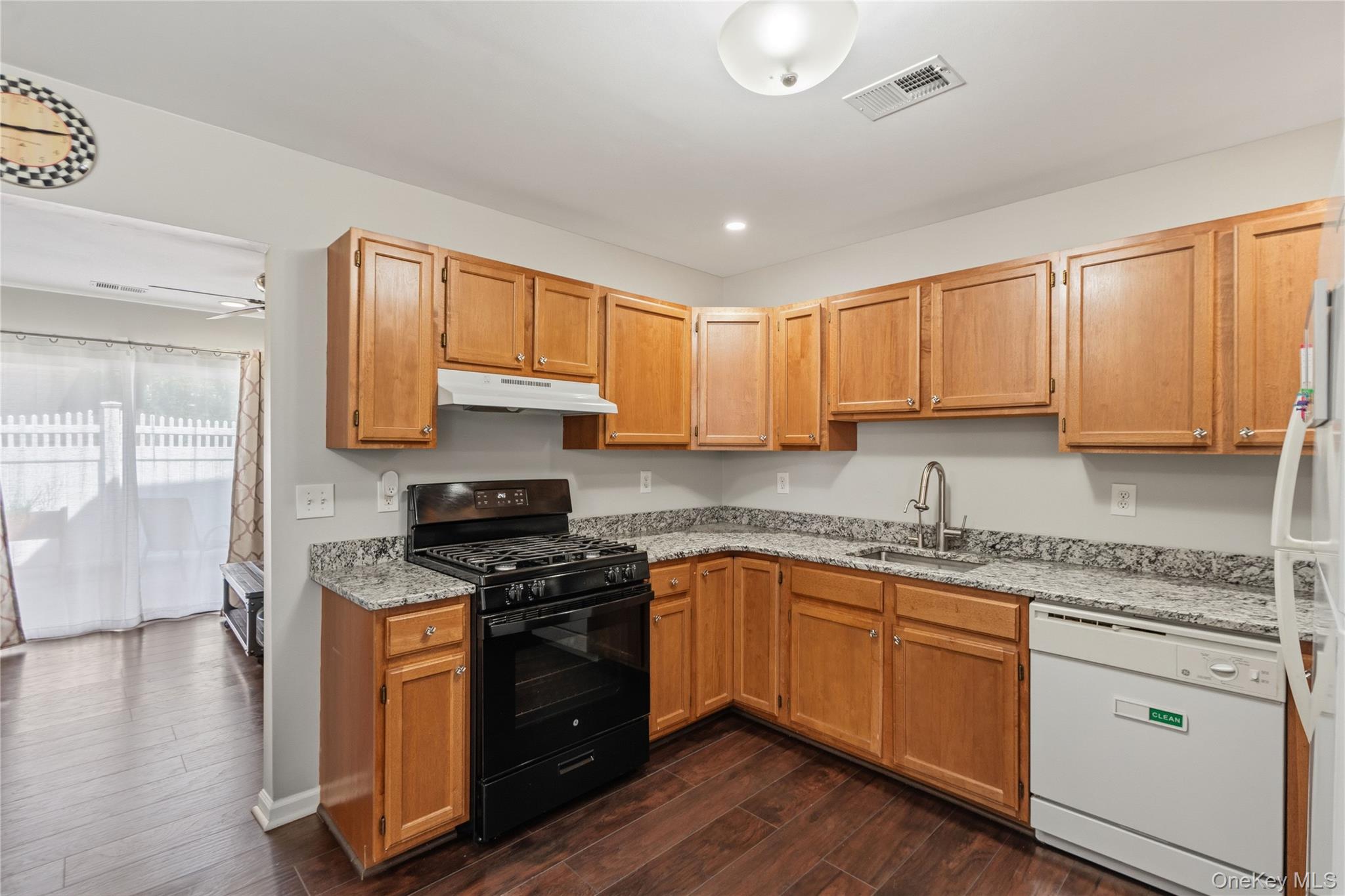 104 Sagaponack Court – For Sale photo 12