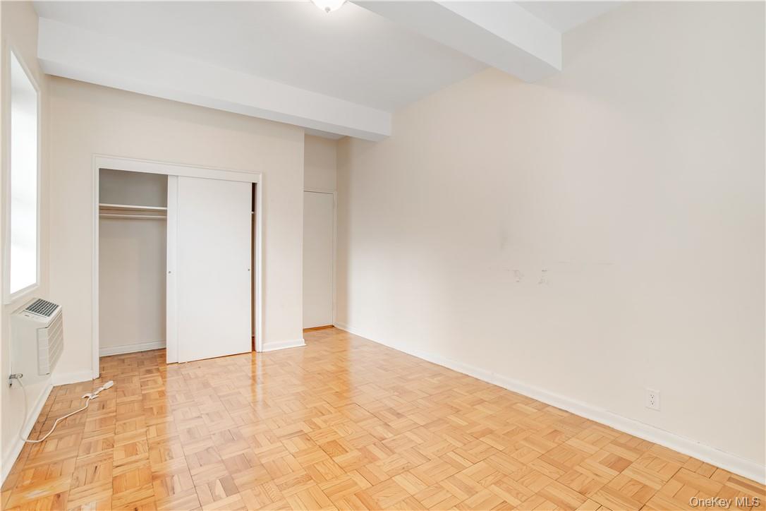 411 Bronx River Road, Unit 9A photo 10