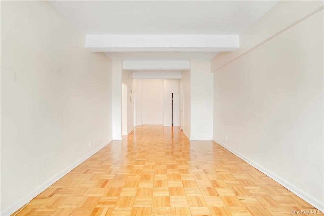 411 Bronx River Road, Unit 9A photo 4