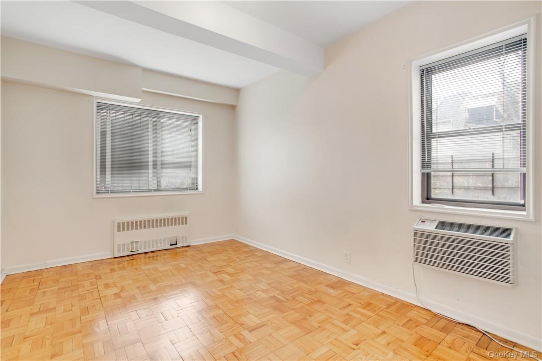 411 Bronx River Road, Unit 9A photo 8