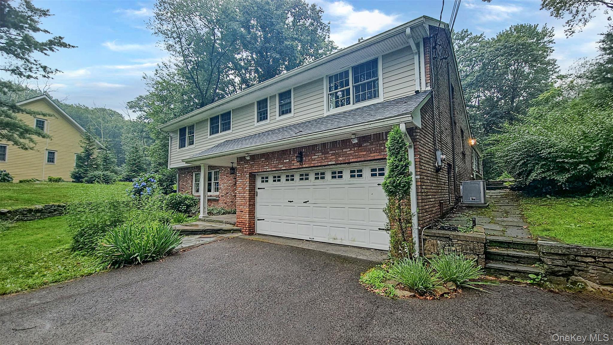 115 Park Lane – For Sale photo 3