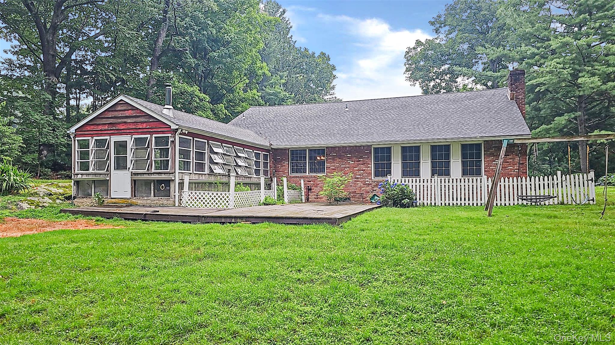 115 Park Lane – For Sale photo 4