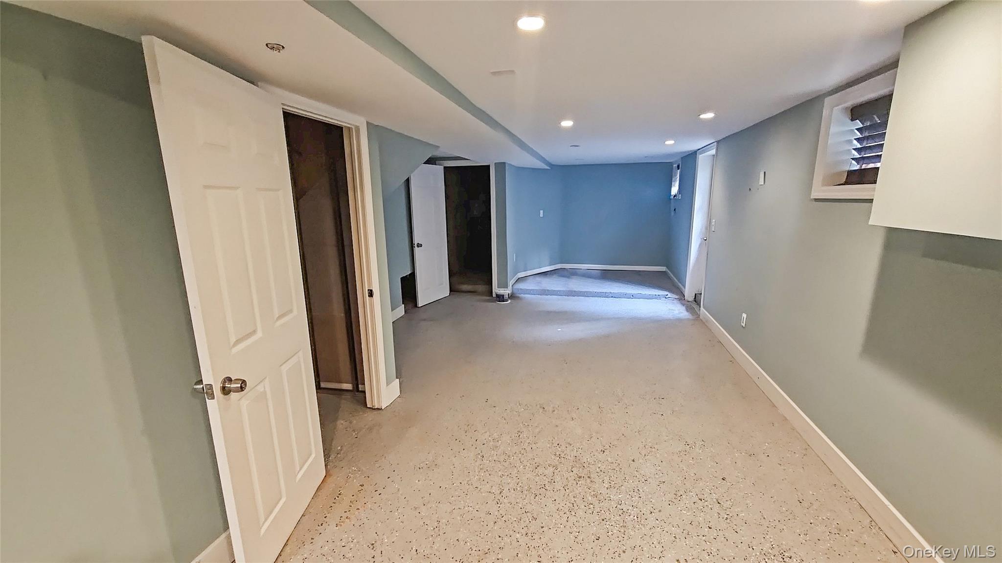 115 Park Lane – For Sale photo 26