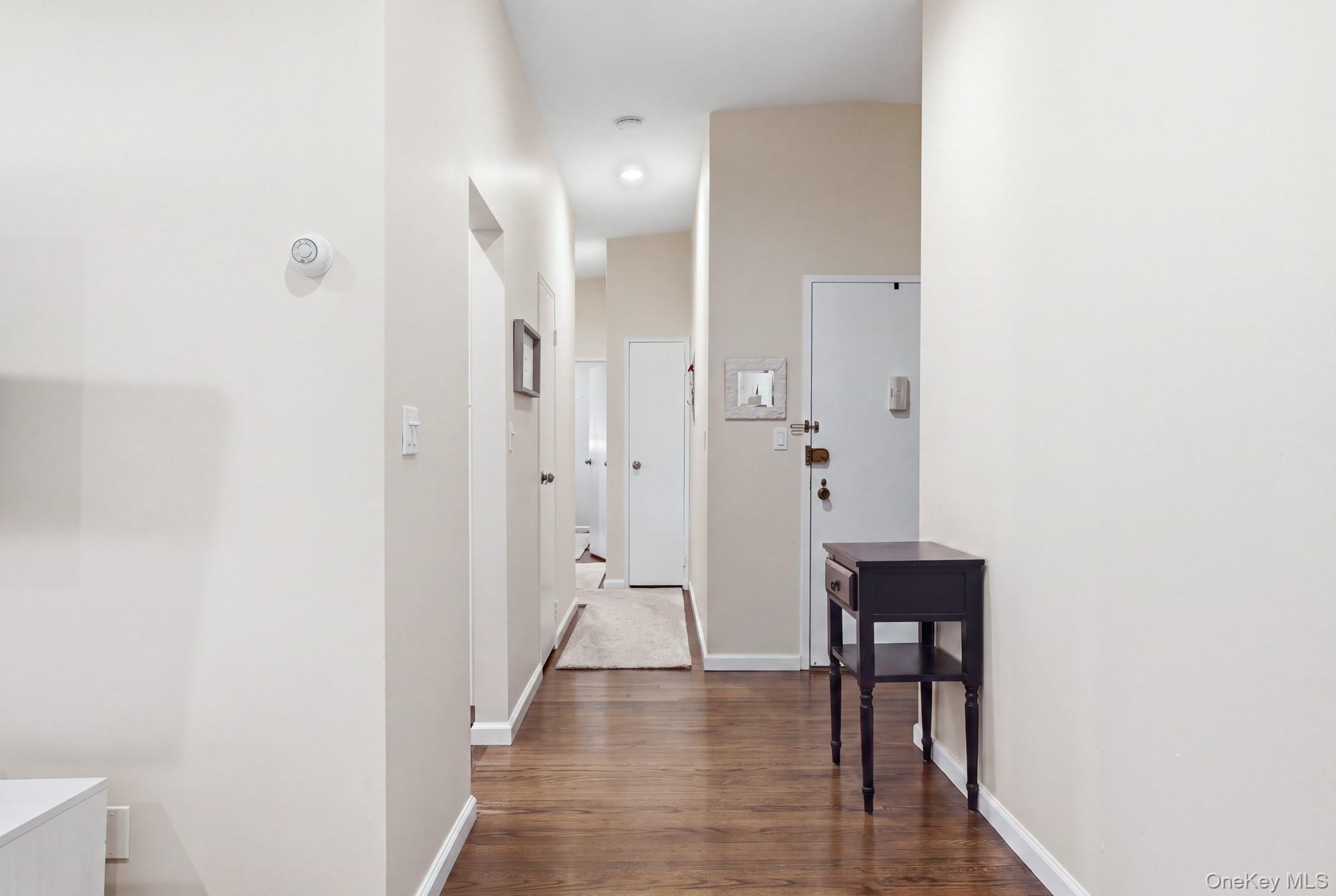 748 Deer Park Avenue, Unit 7H photo 6