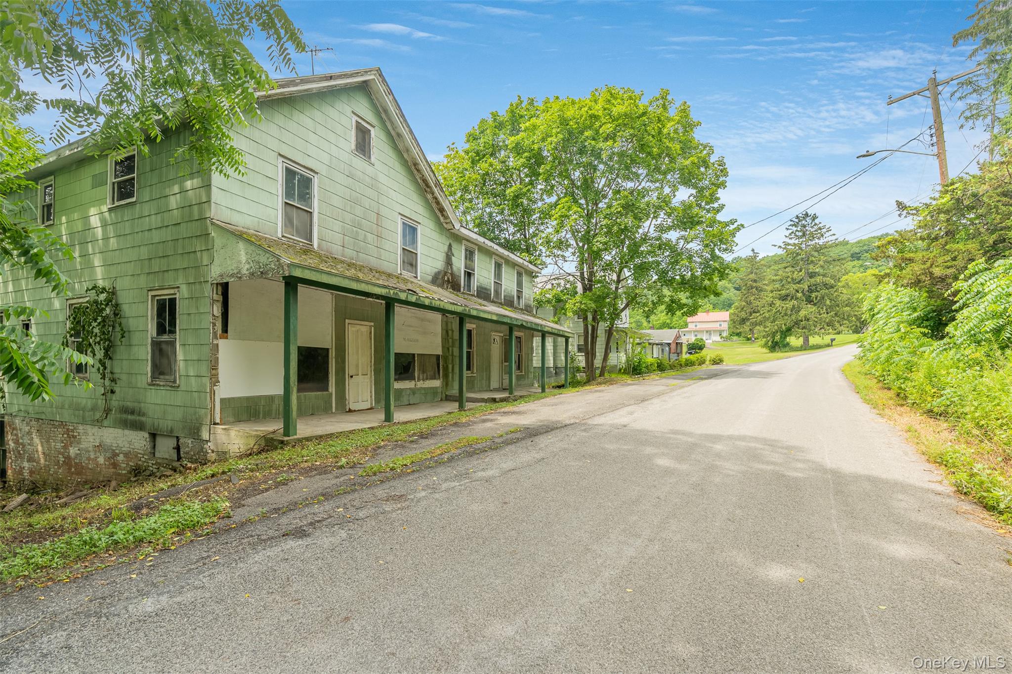 50 Maple Street – For Sale photo 4