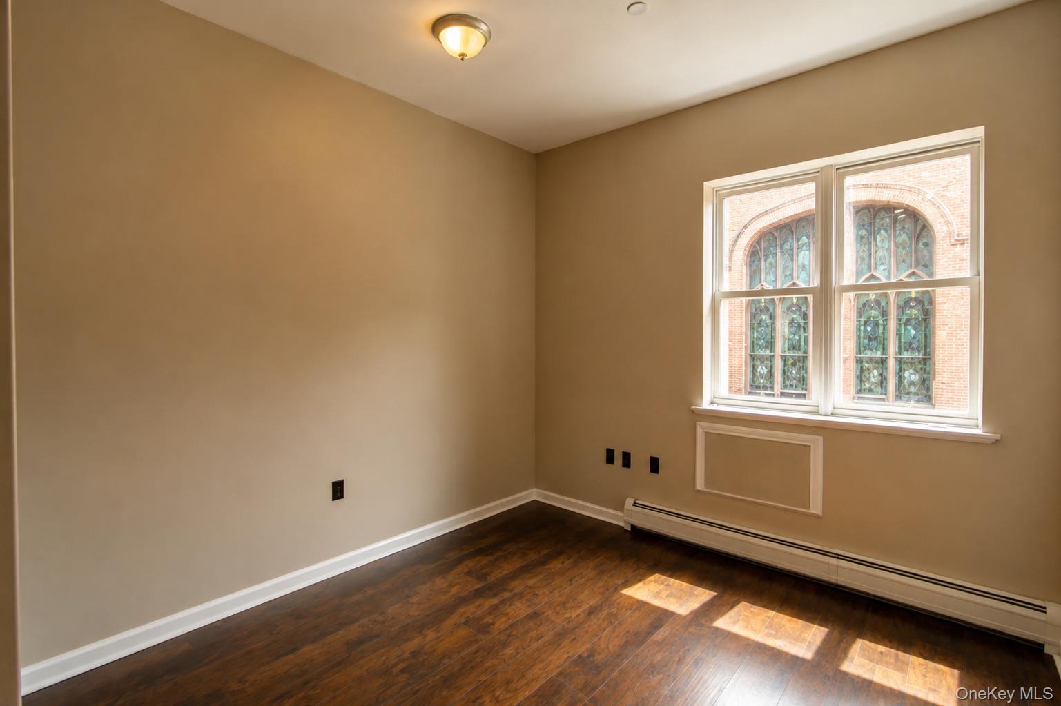 20 S Broadway, Unit 202 photo 13