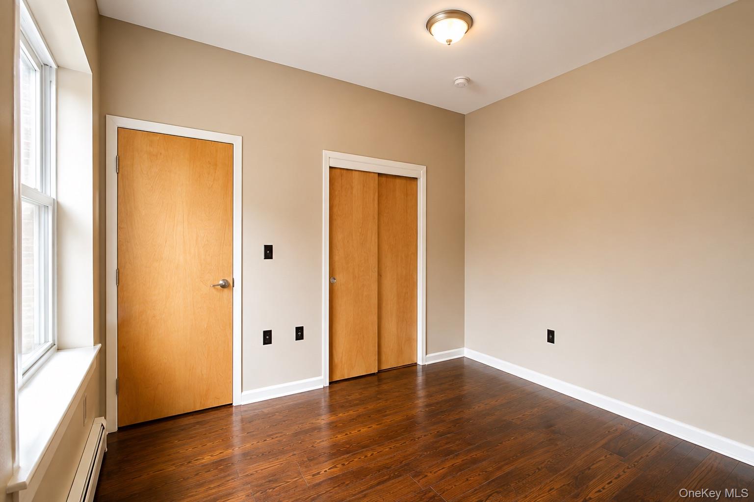 20 S Broadway, Unit 202 photo 15