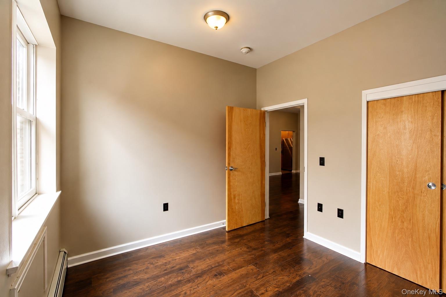 20 S Broadway, Unit 202 photo 14