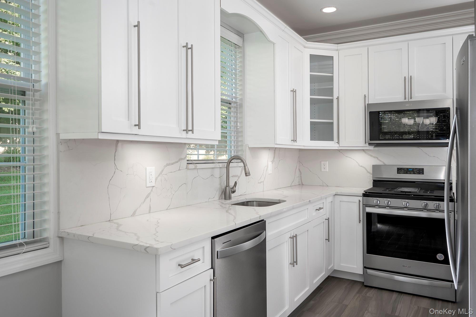 37 Oak Ridge Circle, Unit 37 photo 3