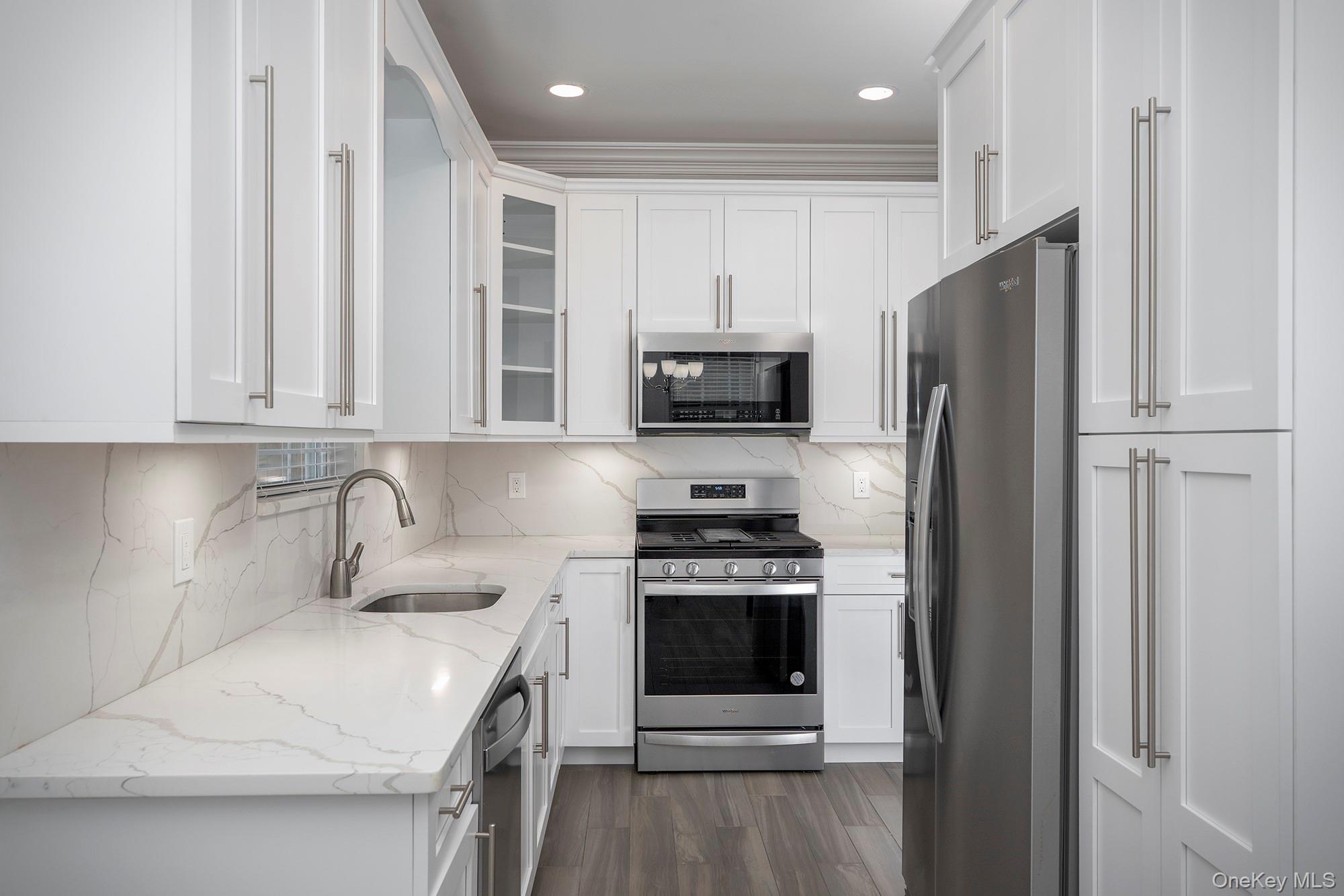 37 Oak Ridge Circle, Unit 37 photo 2