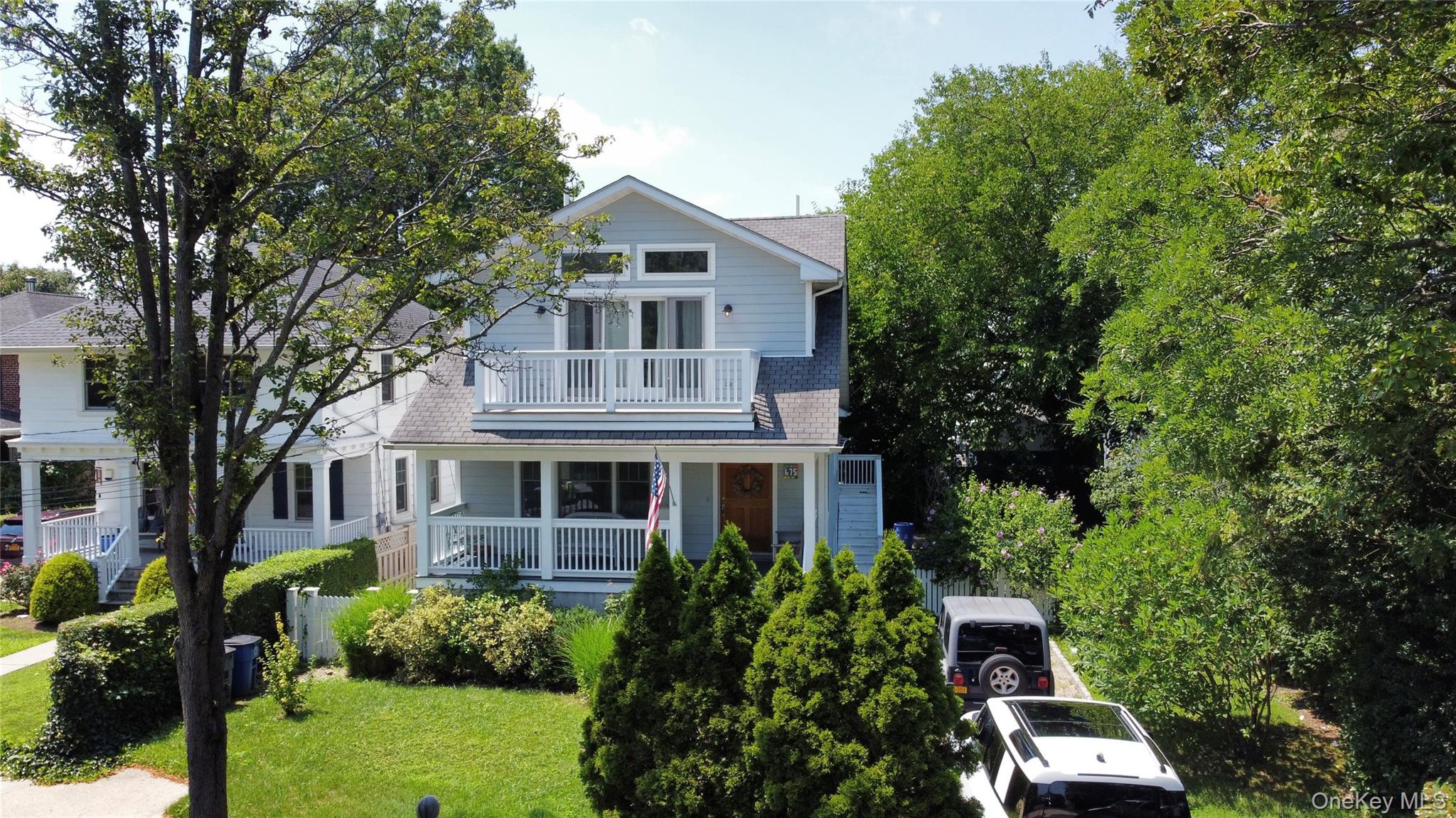 675 King Avenue – For Sale photo 2