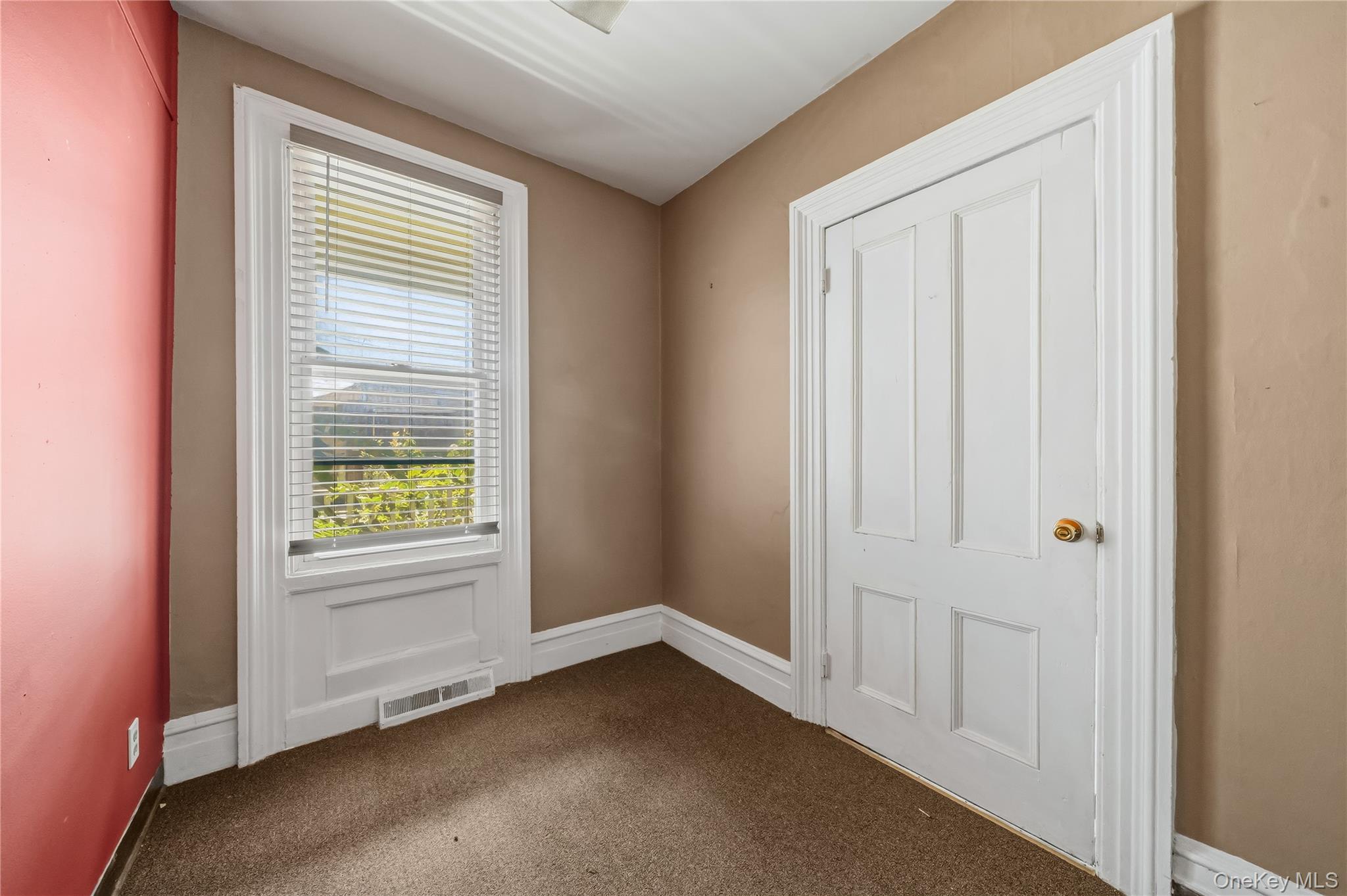 131 Wickham Avenue – For Rent photo 22