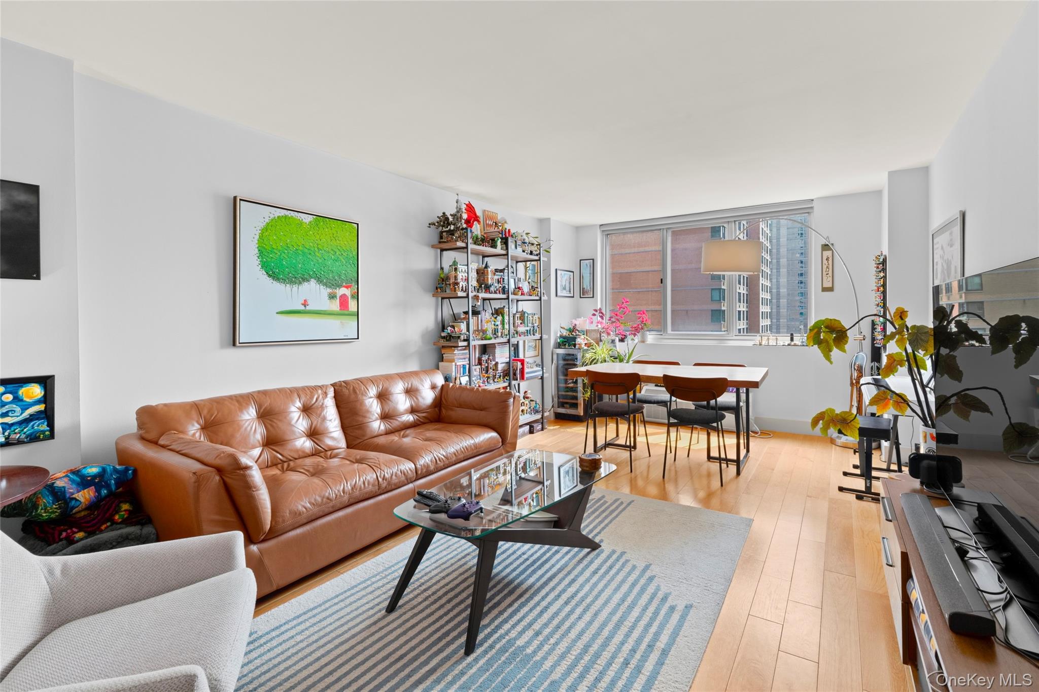 345 E 93rd Street, Unit 13G photo 3