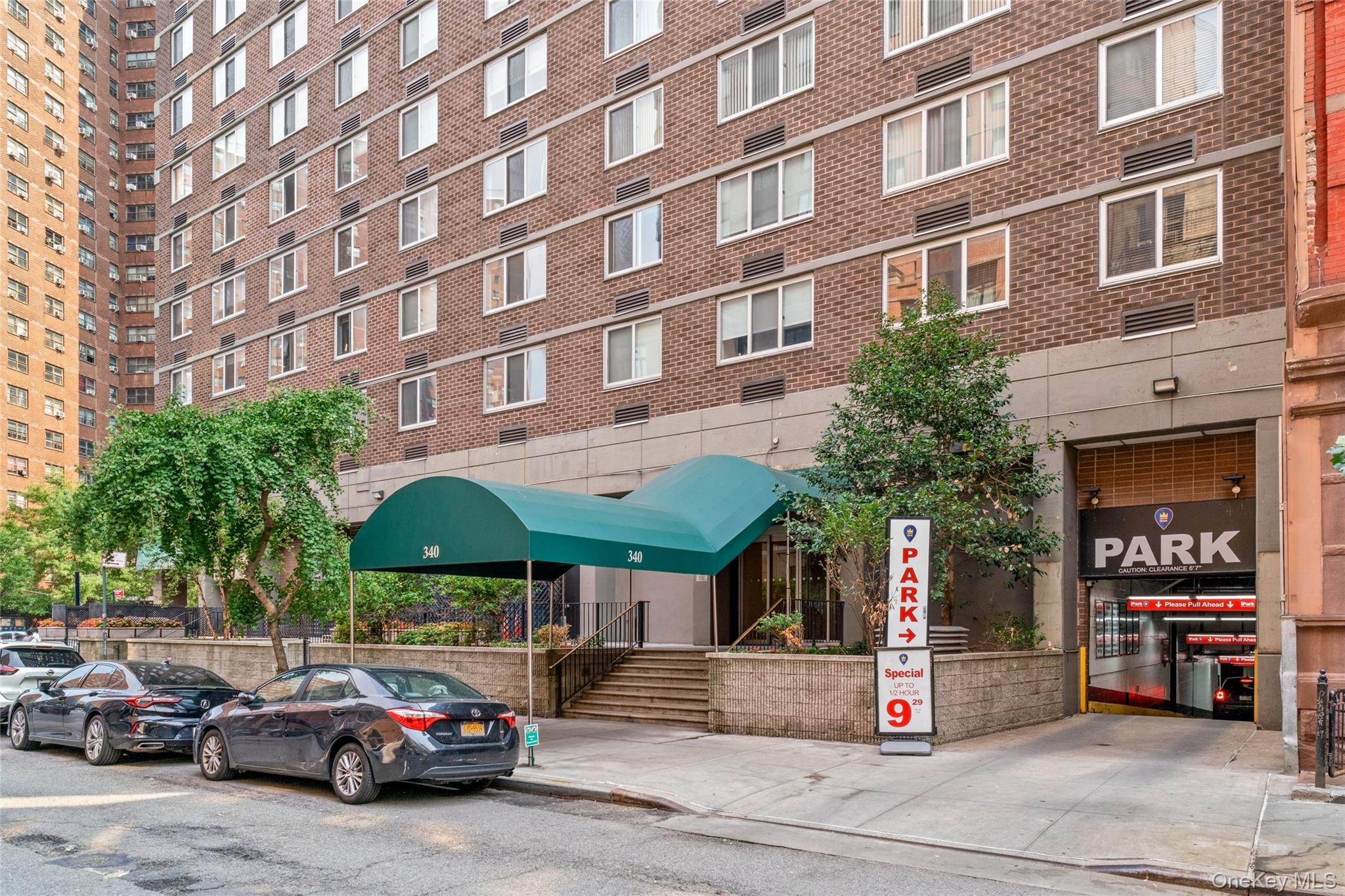345 E 93rd Street, Unit 13G photo 25