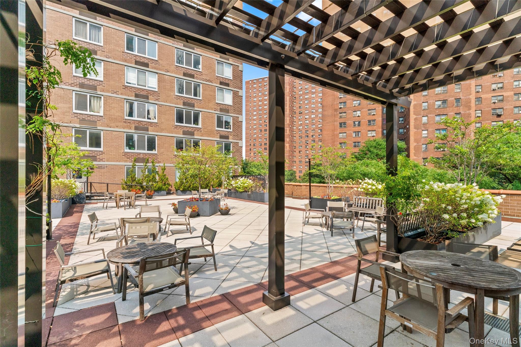 345 E 93rd Street, Unit 13G photo 22