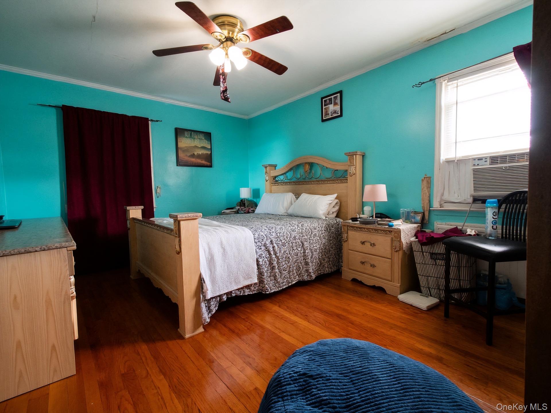 196-08 Pompeii Avenue, Unit 1B photo 5