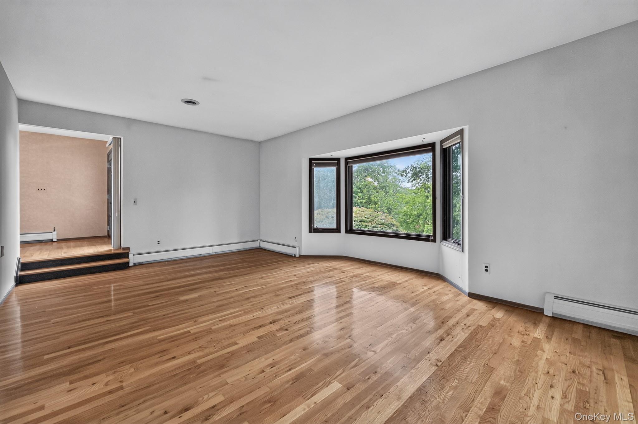 211 Waters Edge – For Sale photo 2