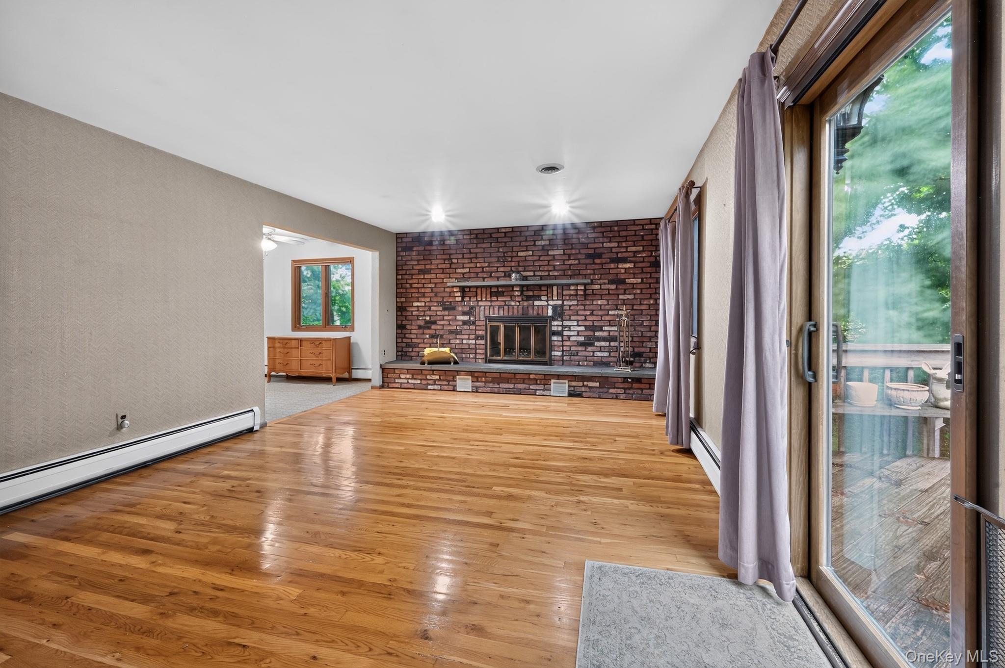 211 Waters Edge – For Sale photo 3