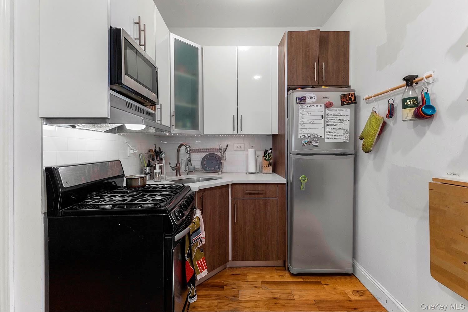 887 Lafayette Avenue – For Sale photo 10