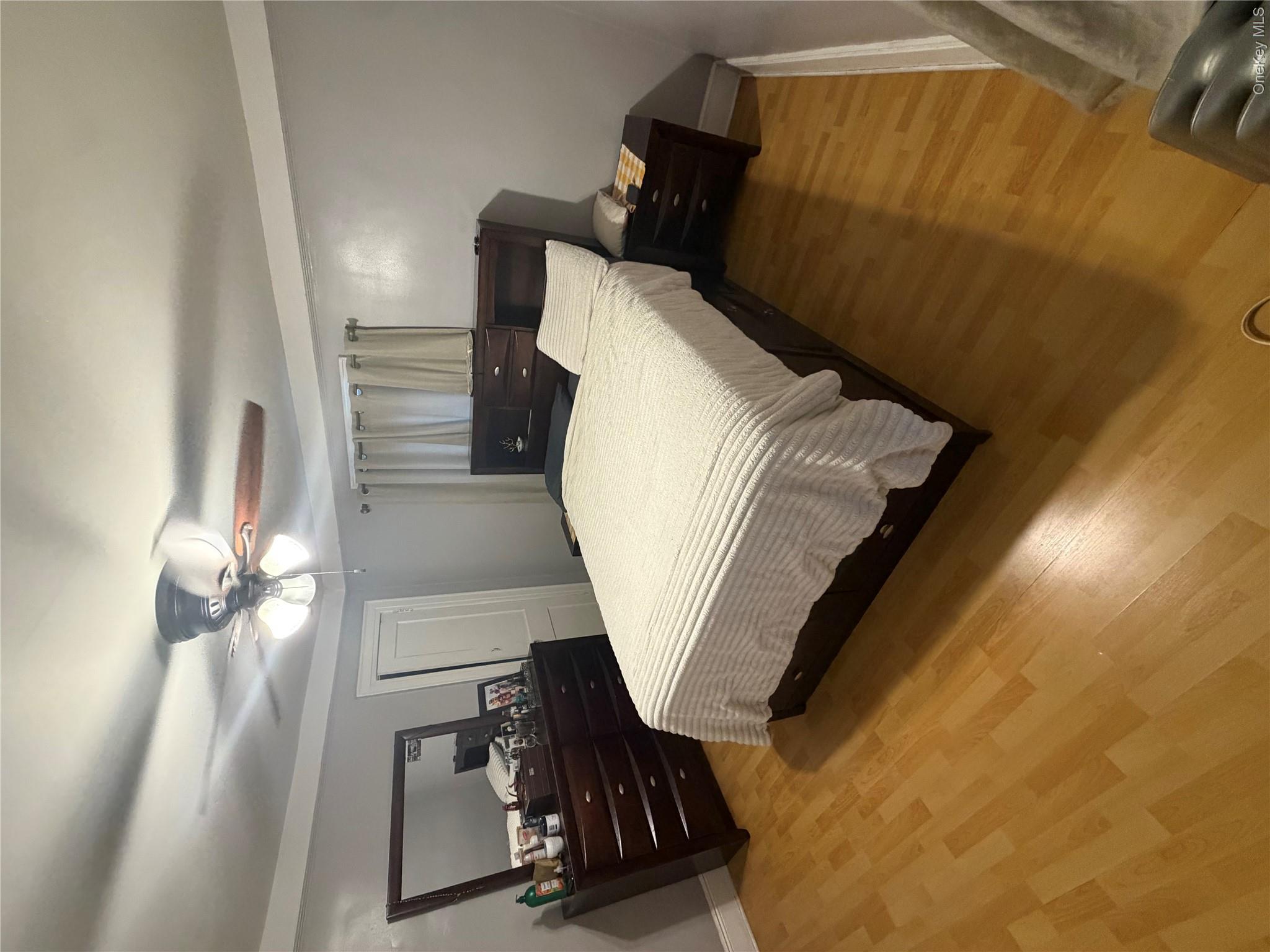 20905 Hollis Avenue – For Sale photo 18