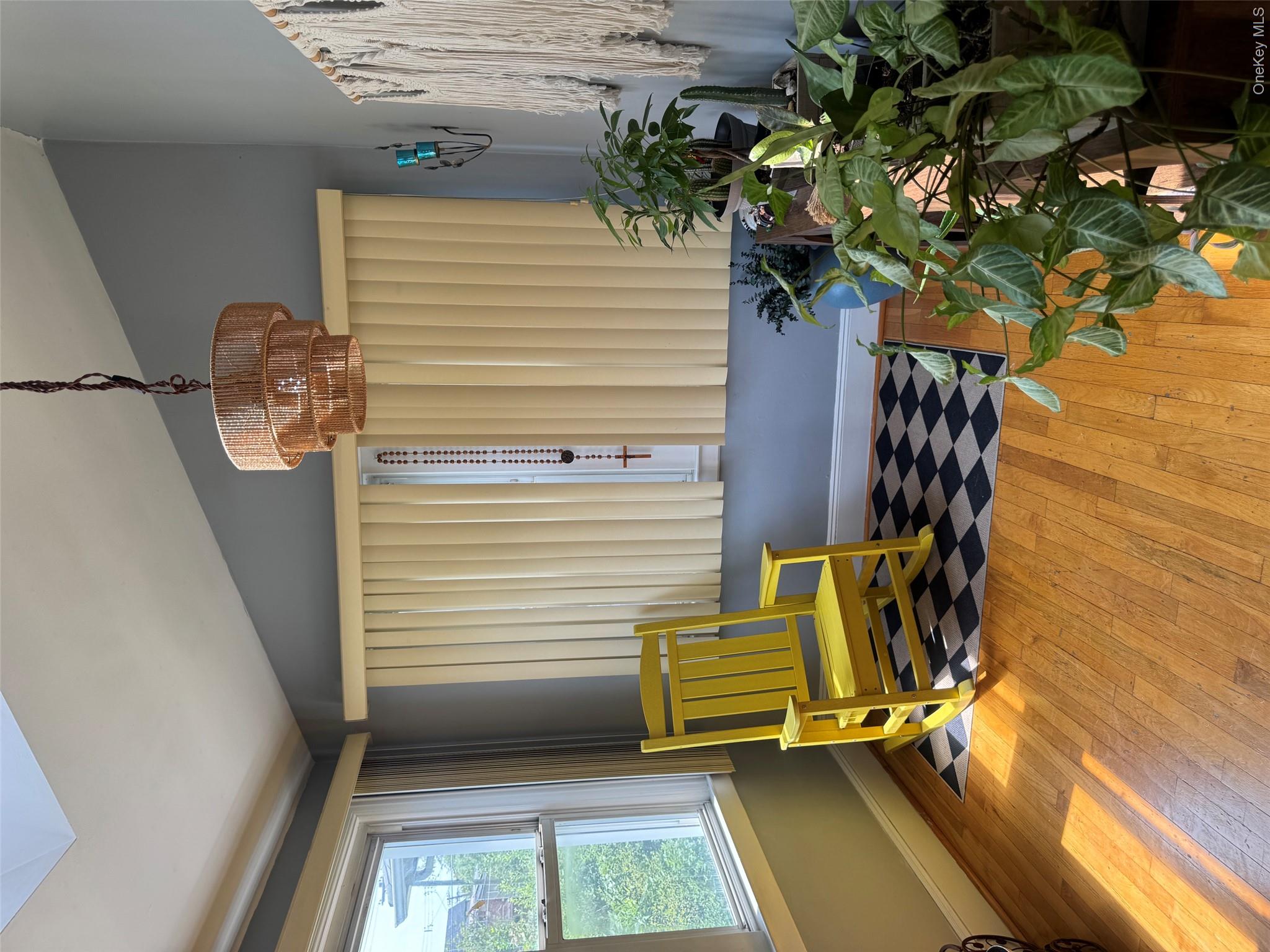 20905 Hollis Avenue – For Sale photo 3